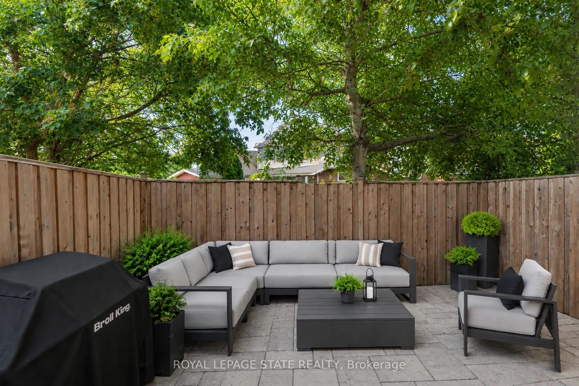 Photo 34 of Unit 27, 502 Barton Street, Hamilton, Stoney Creek — HOMEH