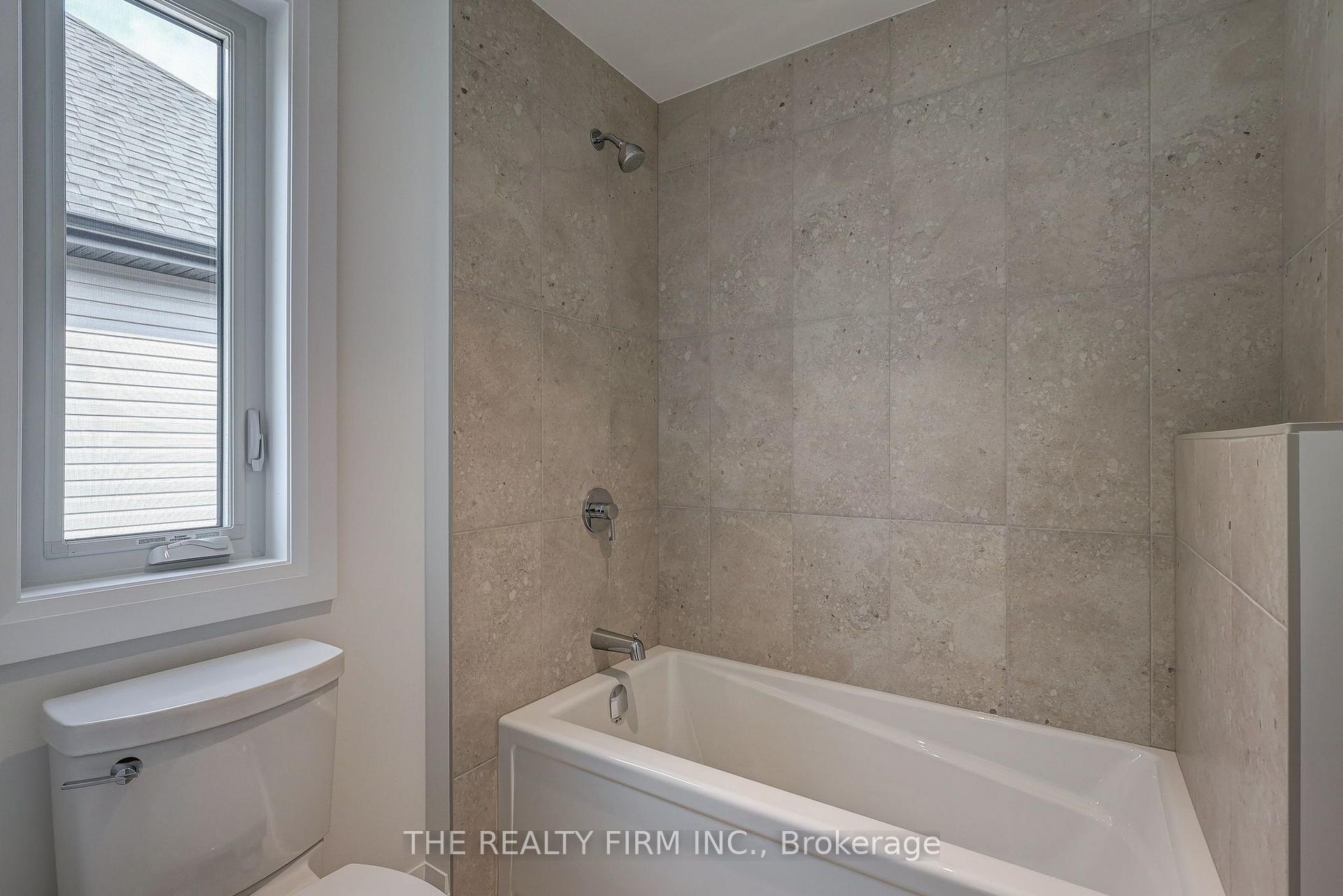 Photo 44 of 79 Royal Crescent, Southwold, Talbotville — HOMEH