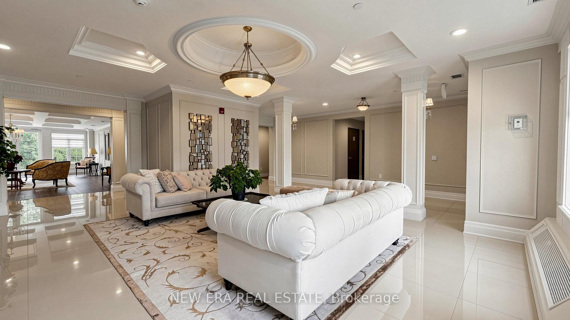 Photo 5 of Unit 108, 2300 Upper Middle Road W, Oakville, Glen Abbey — HOMEH