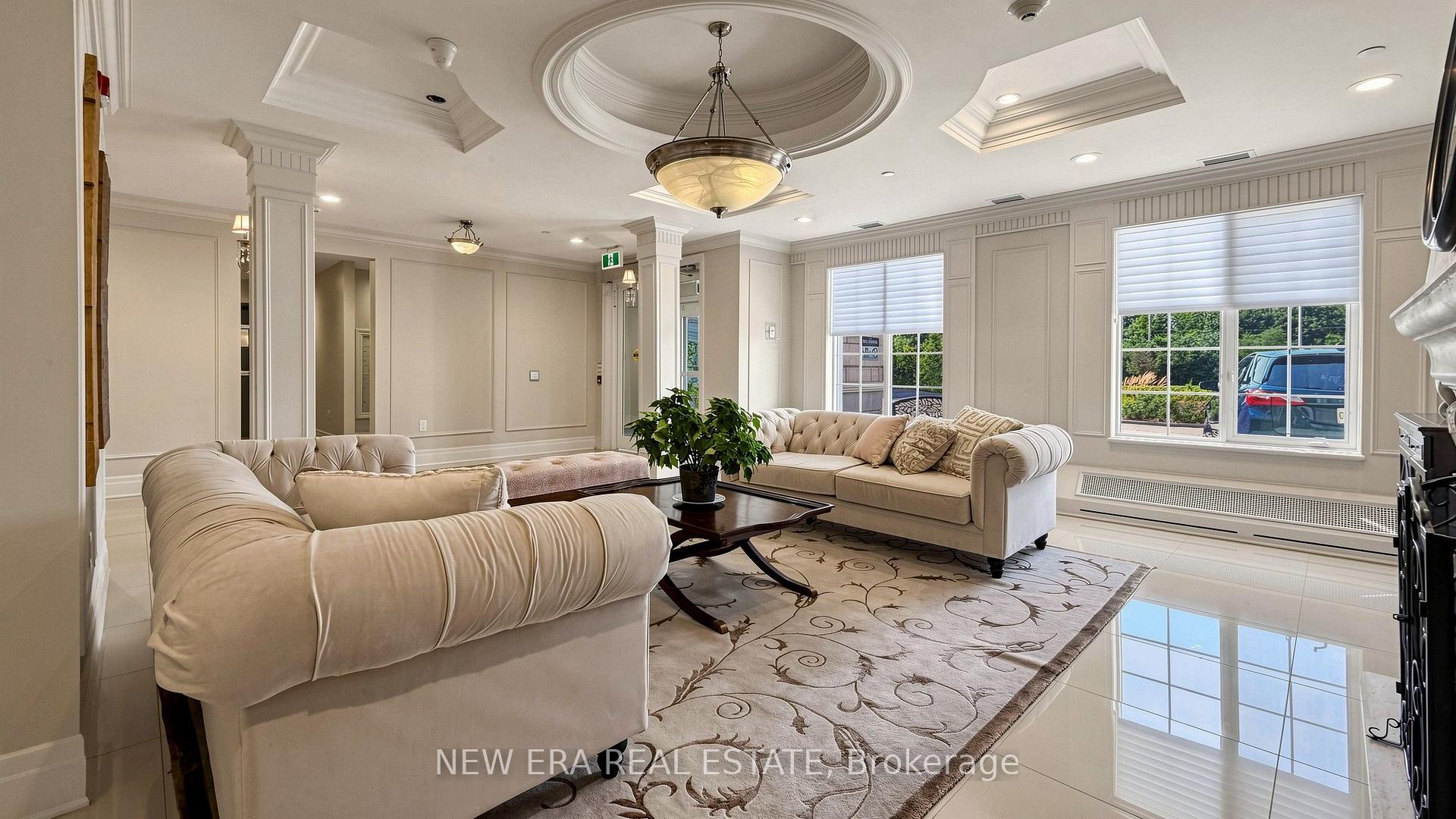 Photo 6 of Unit 108, 2300 Upper Middle Road W, Oakville, Glen Abbey — HOMEH