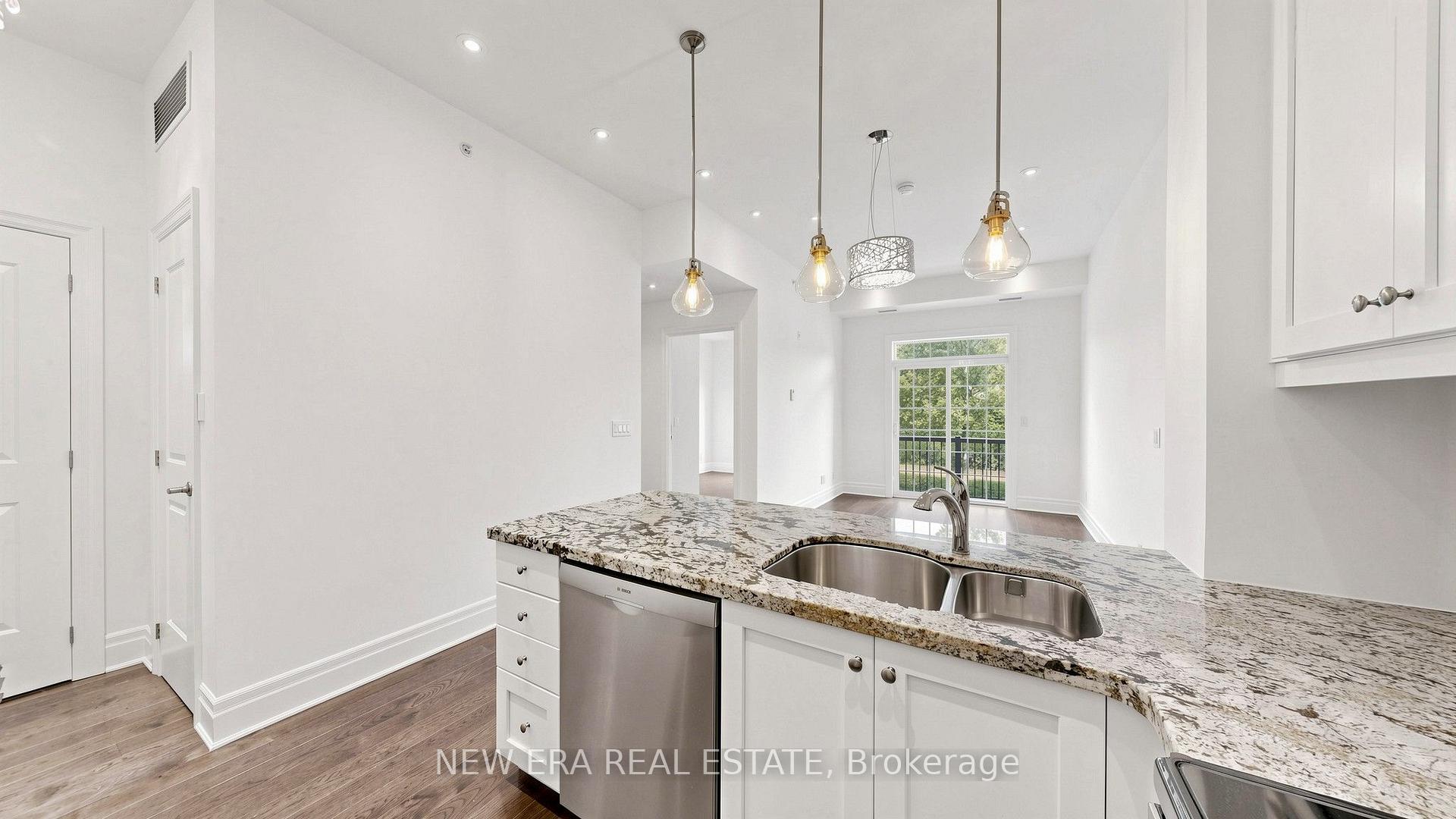 Photo 10 of Unit 108, 2300 Upper Middle Road W, Oakville, Glen Abbey — HOMEH