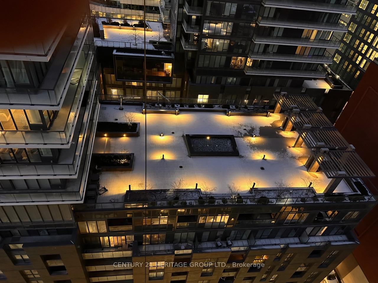 Photo 9 of Unit 1807, 55 Mercer Street, Toronto, Waterfront Communities — HOMEH