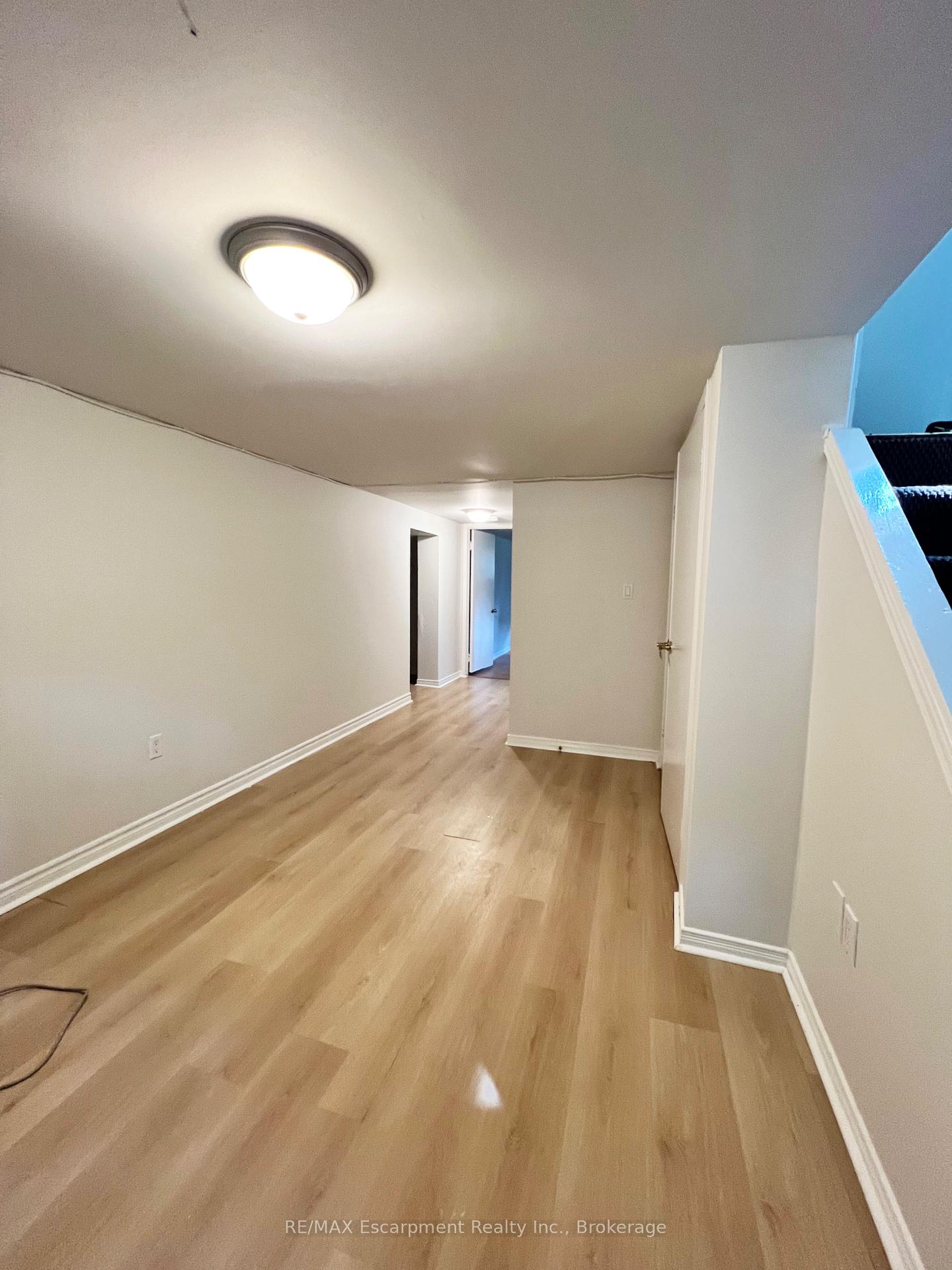 Photo 27 of 186 Glendale Avenue, St. Catharines, Glendale/Glenridge — HOMEH