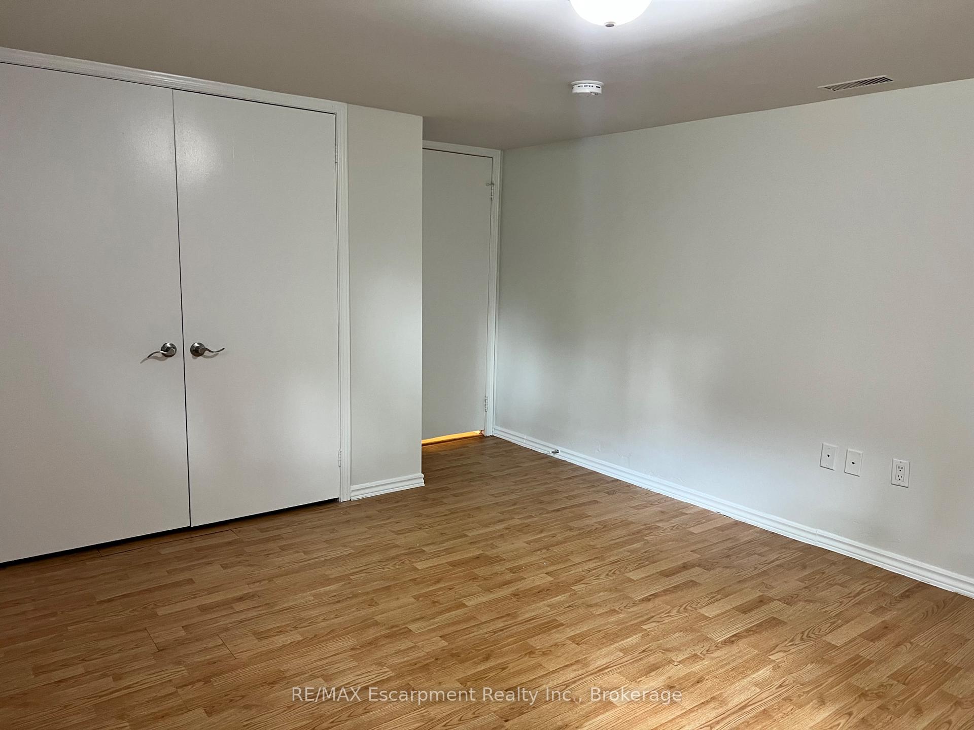 Photo 28 of 186 Glendale Avenue, St. Catharines, Glendale/Glenridge — HOMEH
