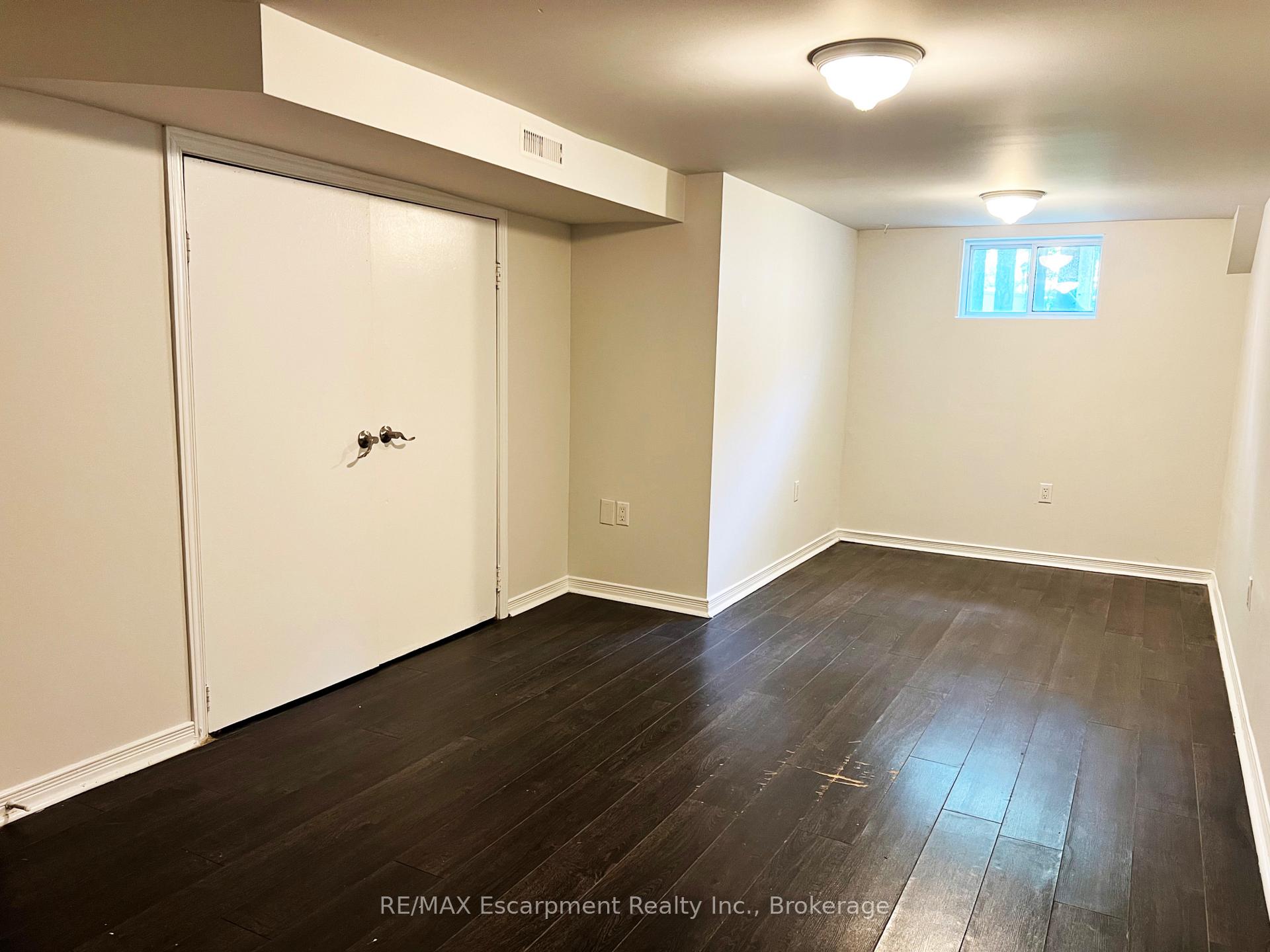 Photo 32 of 186 Glendale Avenue, St. Catharines, Glendale/Glenridge — HOMEH