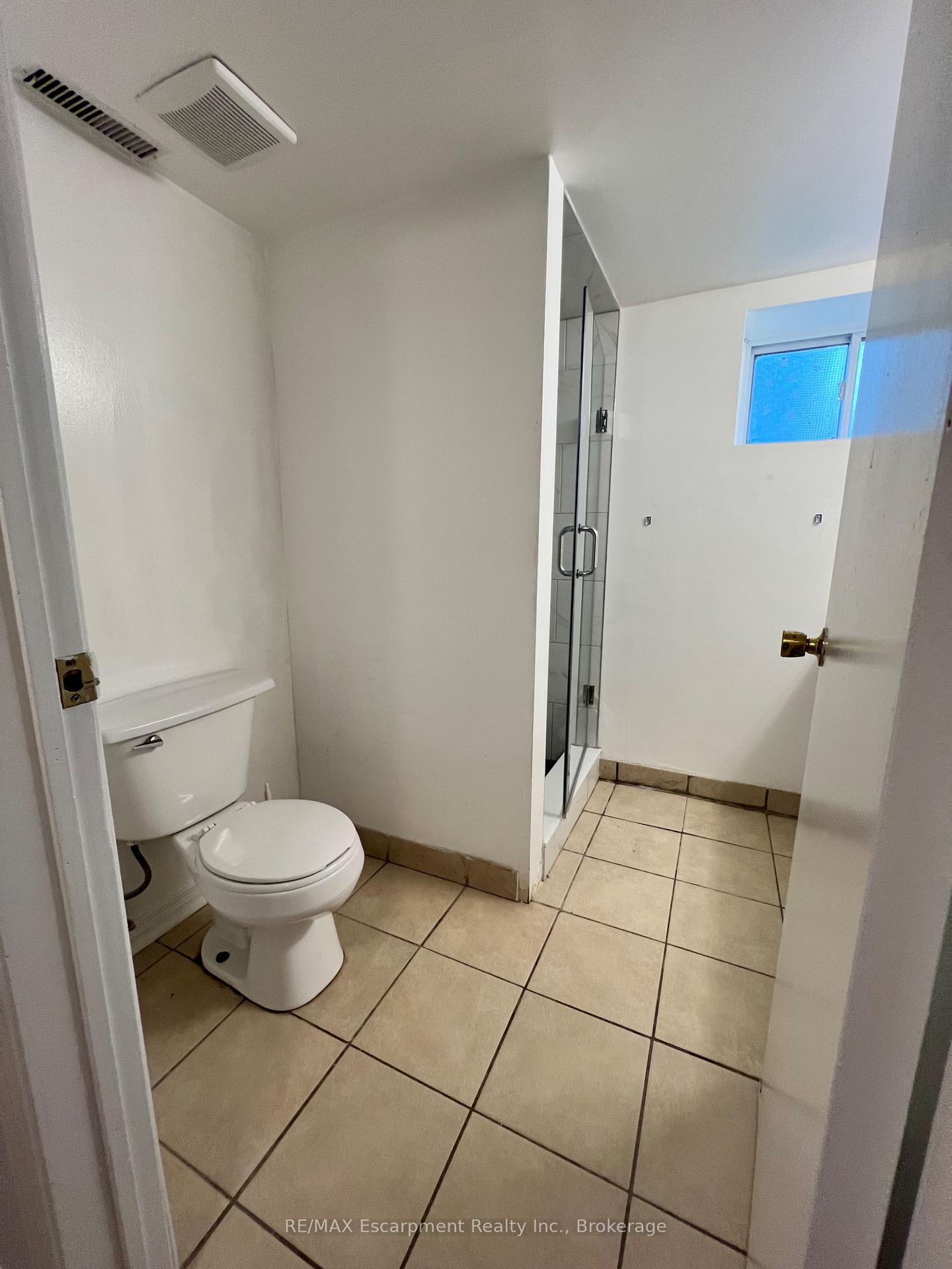 Photo 34 of 186 Glendale Avenue, St. Catharines, Glendale/Glenridge — HOMEH