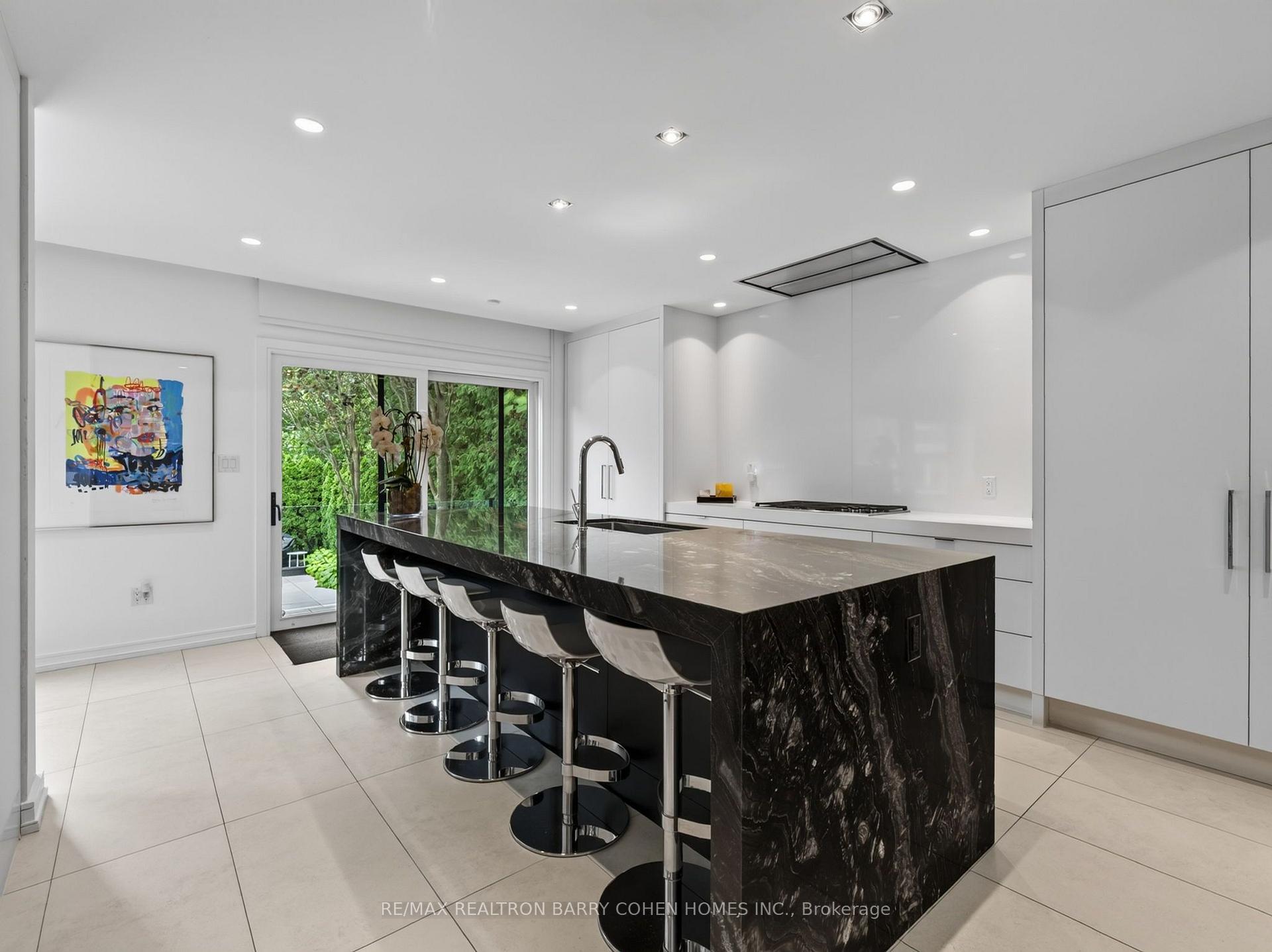 Photo 15 of 7 Glen Rush Boulevard, Toronto, Bedford Park-Nortown — HOMEH