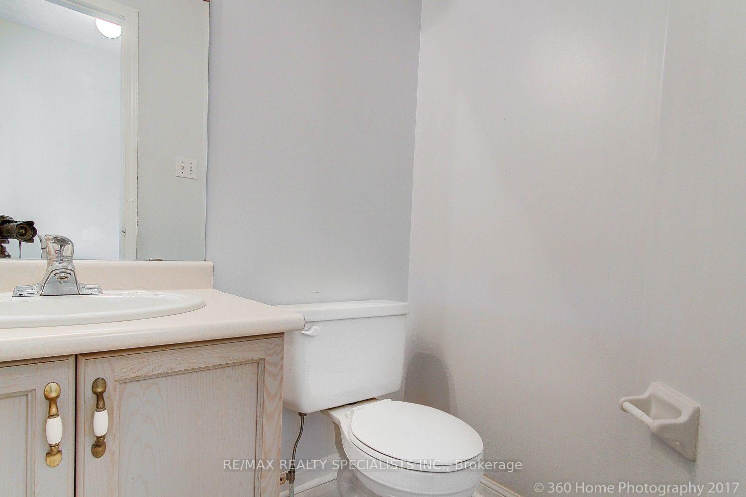 Photo 11 of 97 Piperbrook Crescent, Scarborough, West Hill — HOMEH