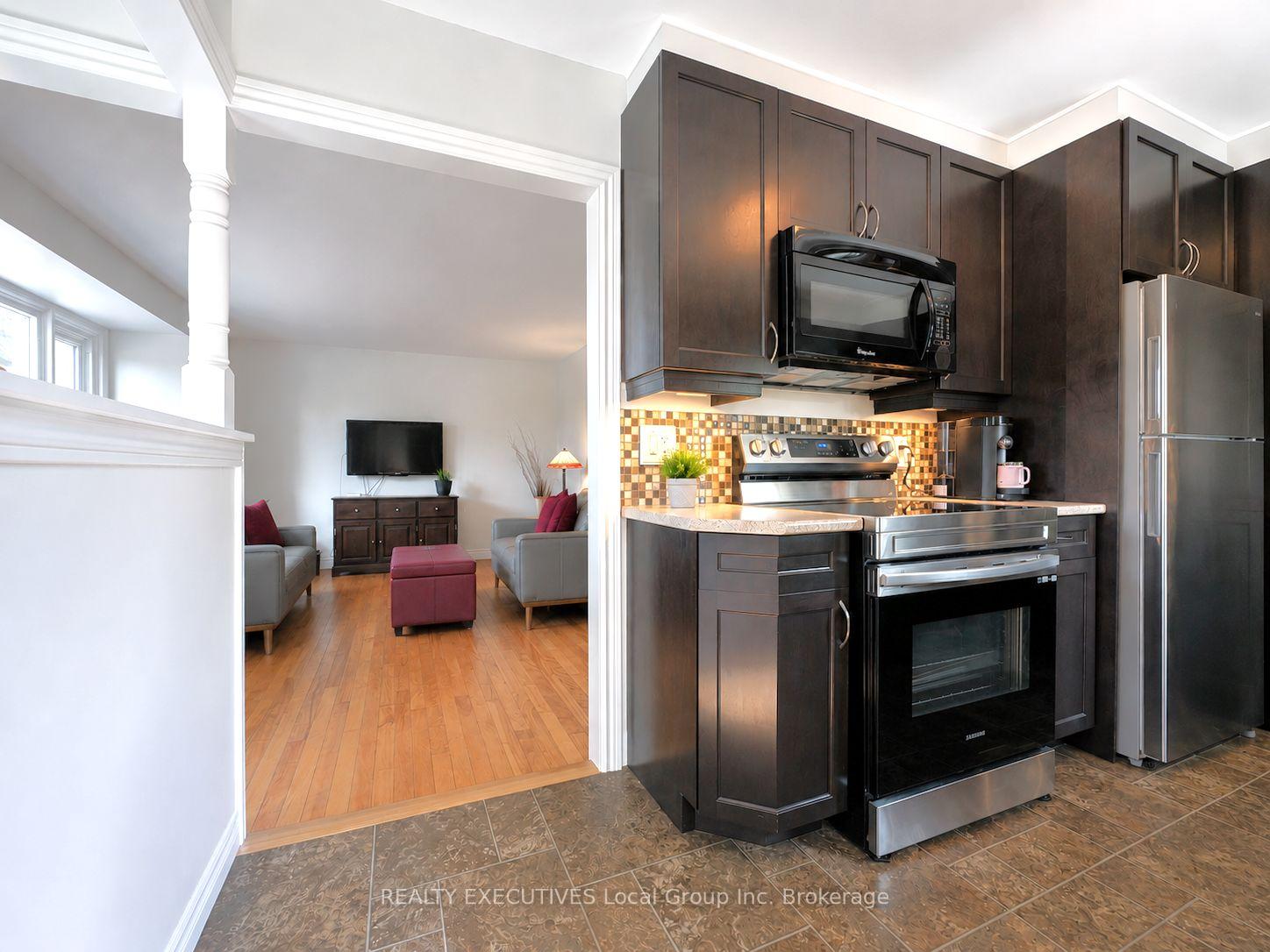 Photo 12 of 830 Phillip Street, North Bay, West End — HOMEH