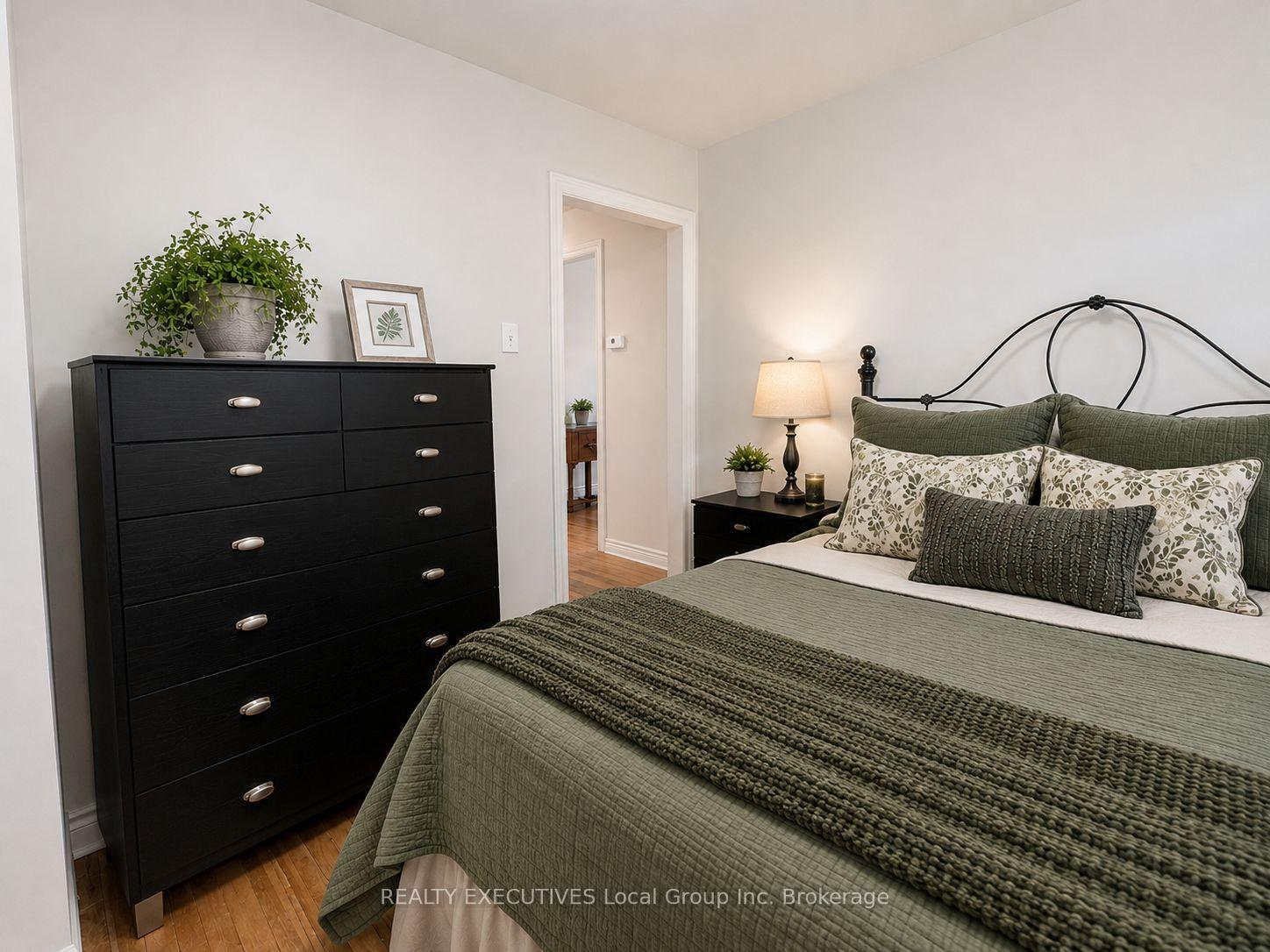 Photo 13 of 830 Phillip Street, North Bay, West End — HOMEH