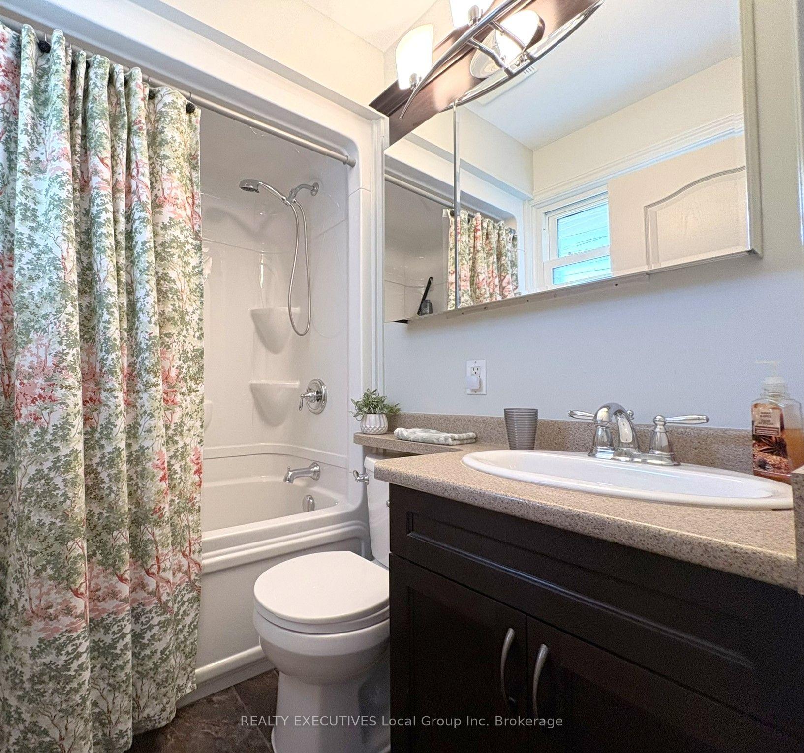 Photo 16 of 830 Phillip Street, North Bay, West End — HOMEH