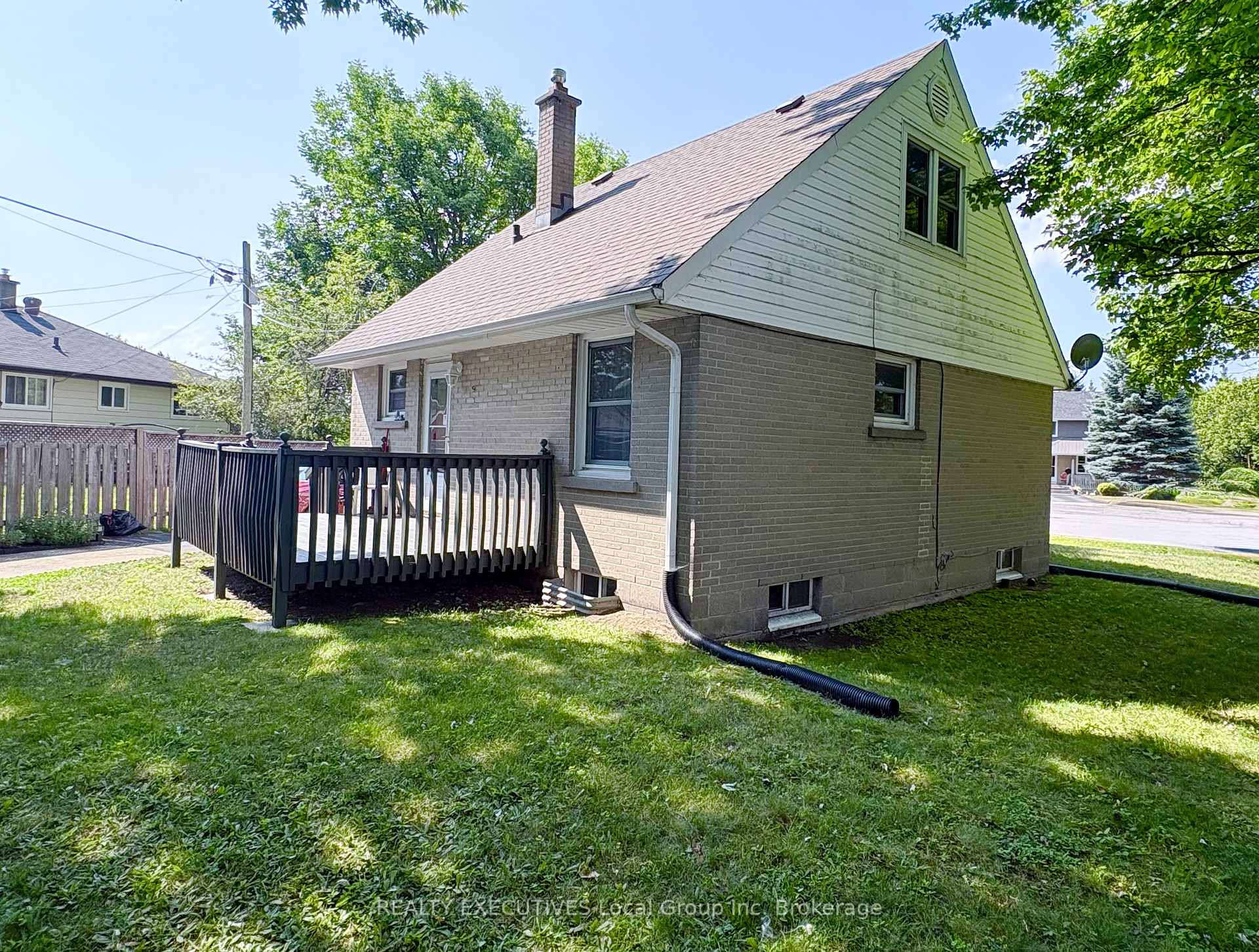 Photo 34 of 830 Phillip Street, North Bay, West End — HOMEH
