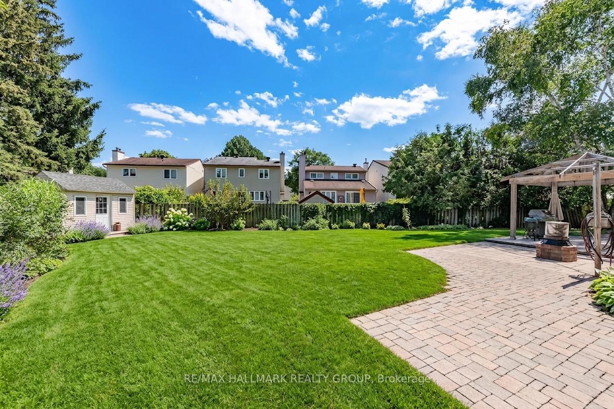 Photo 43 of 34 Starling Crescent, Ottawa, Barrhaven - On the Green — HOMEH