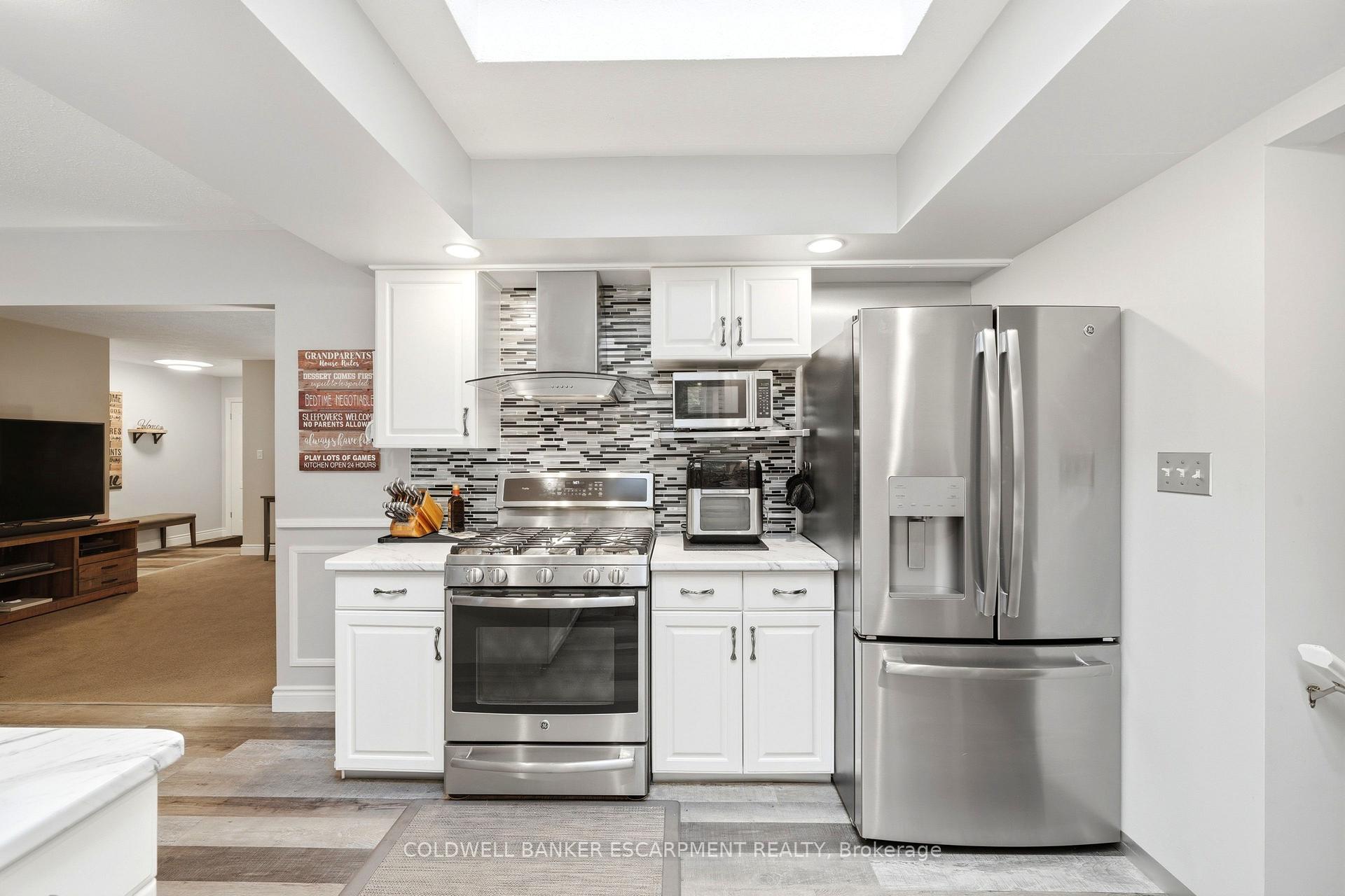 Photo 18 of 213449 Baseline Road S, Hanover — HOMEH