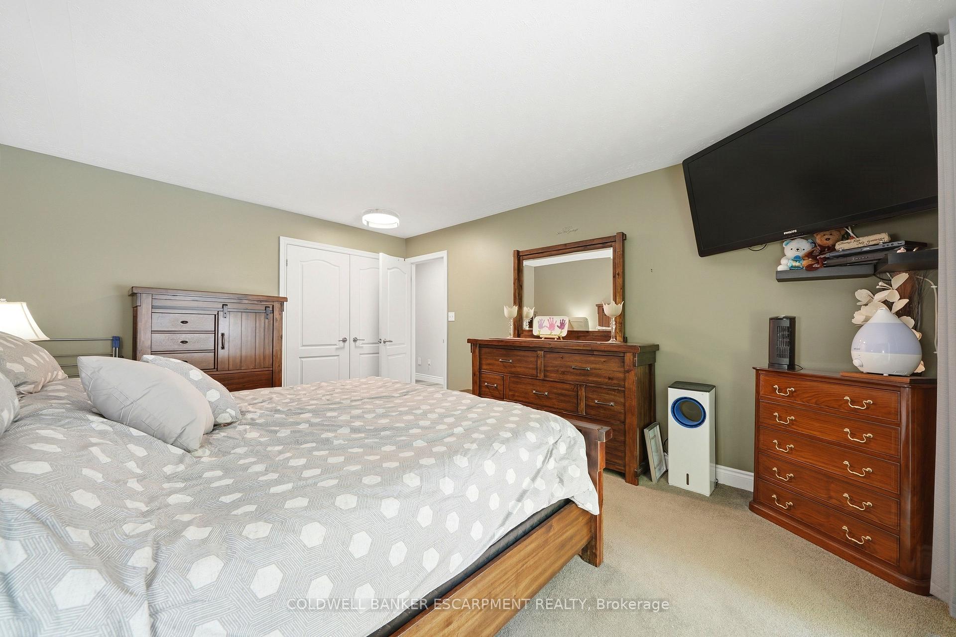 Photo 24 of 213449 Baseline Road S, Hanover — HOMEH