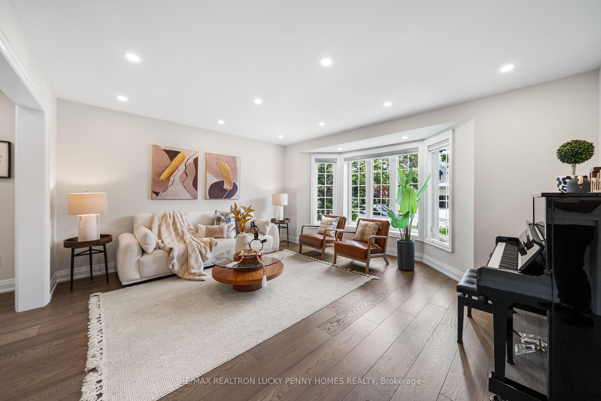 Photo 5 of 6 Pilgrim Drive, Markham, Cachet — HOMEH