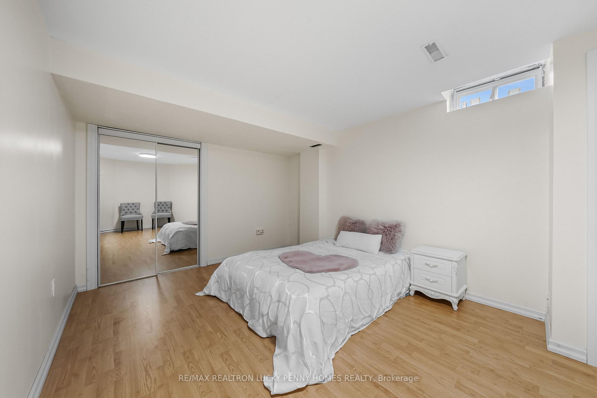 Photo 37 of 6 Pilgrim Drive, Markham, Cachet — HOMEH