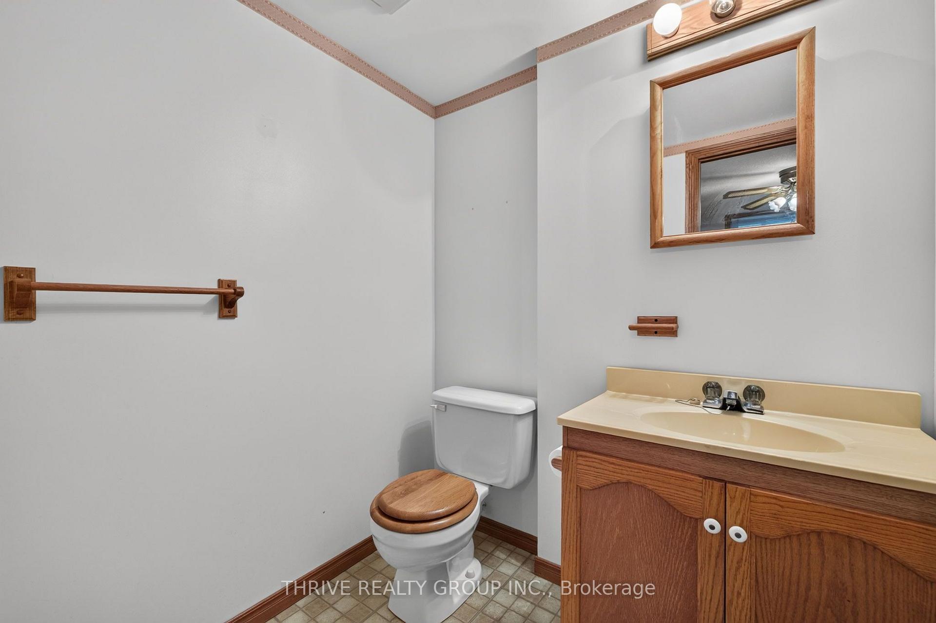 Photo 37 of 1121 Gatewood Road, London, East A — HOMEH