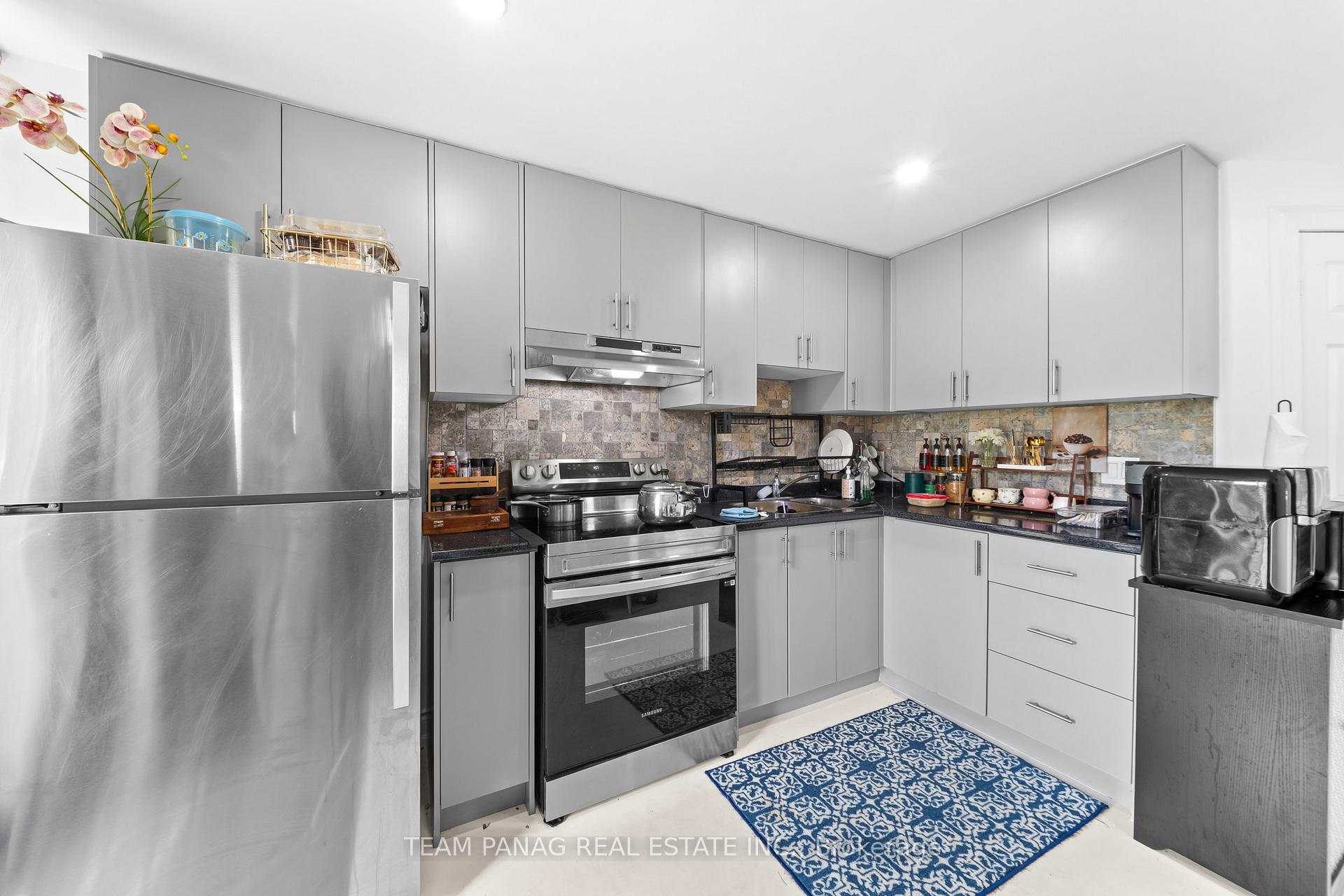 Photo 33 of 64 Clearfield Drive, Brampton, Bram East — HOMEH
