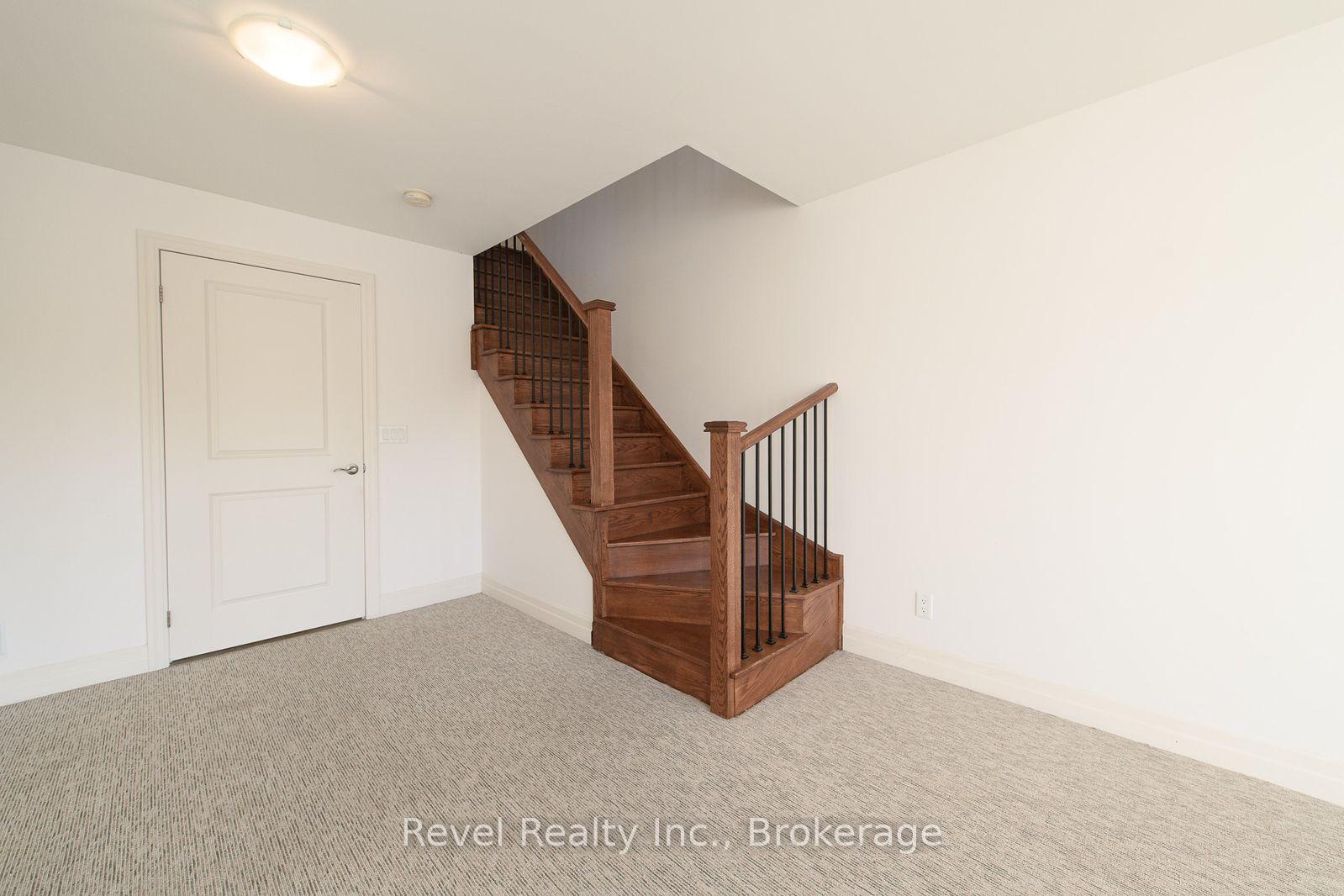 Photo 8 of Unit 4, 4-64 RIVER RD EAST River Road E, Wasaga Beach — HOMEH