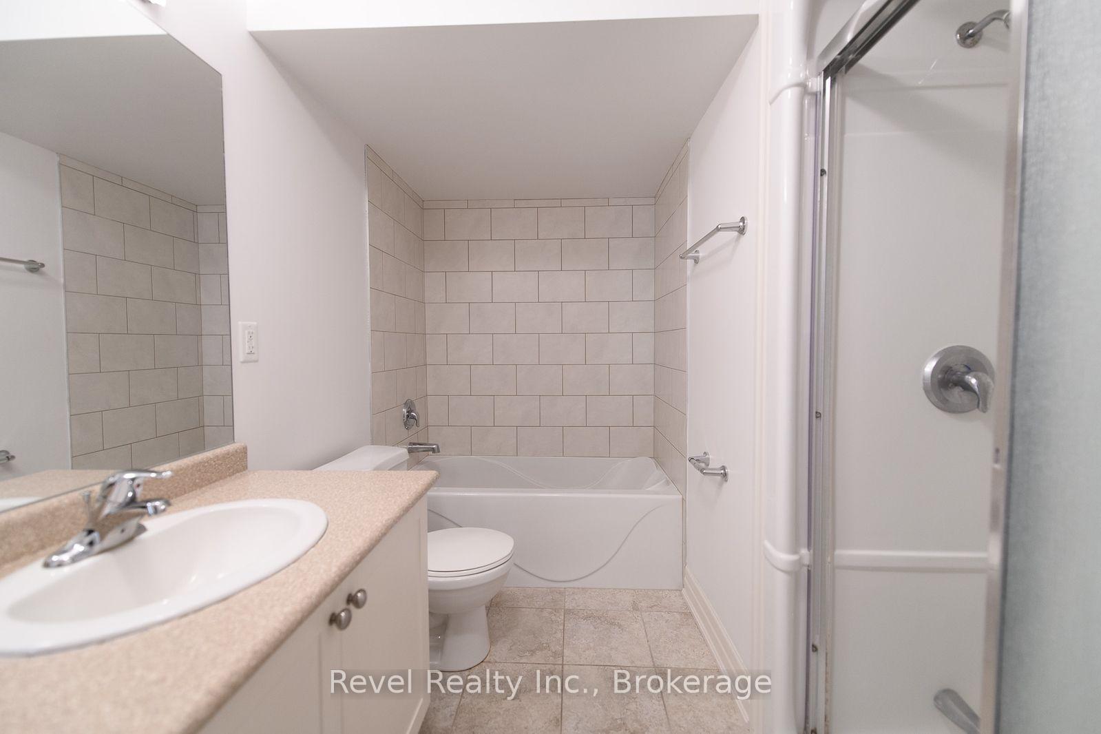 Photo 12 of Unit 4, 4-64 RIVER RD EAST River Road E, Wasaga Beach — HOMEH