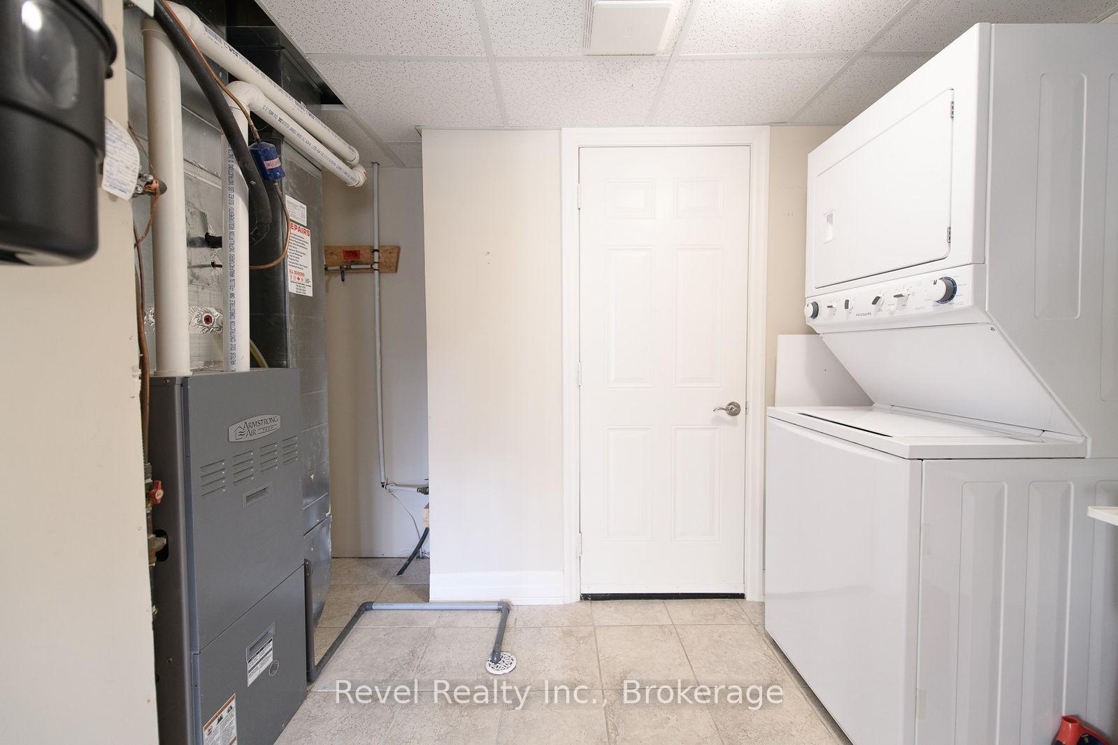 Photo 16 of Unit 4, 4-64 RIVER RD EAST River Road E, Wasaga Beach — HOMEH