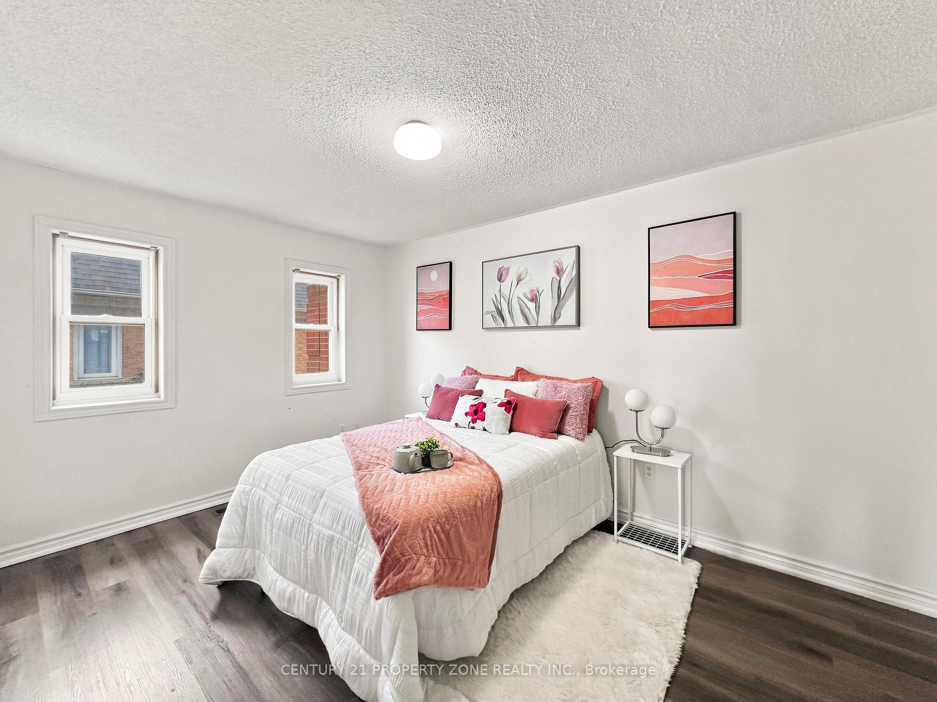 Photo 23 of 65 Shady Pine Circle, Brampton, Sandringham-Wellington — HOMEH