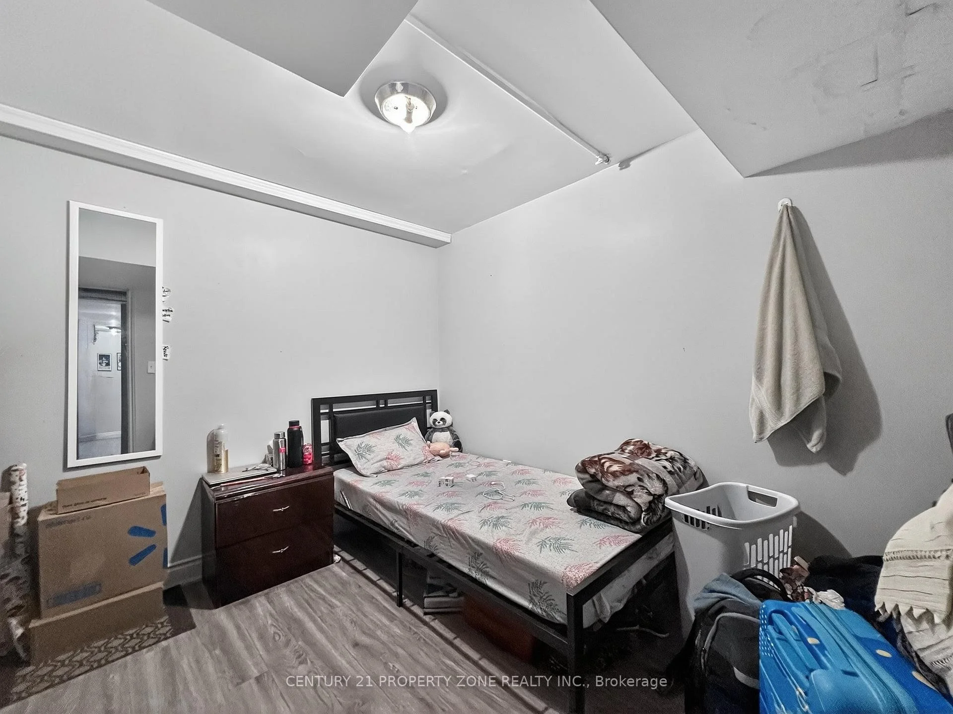 Photo 34 of 65 Shady Pine Circle, Brampton, Sandringham-Wellington — HOMEH