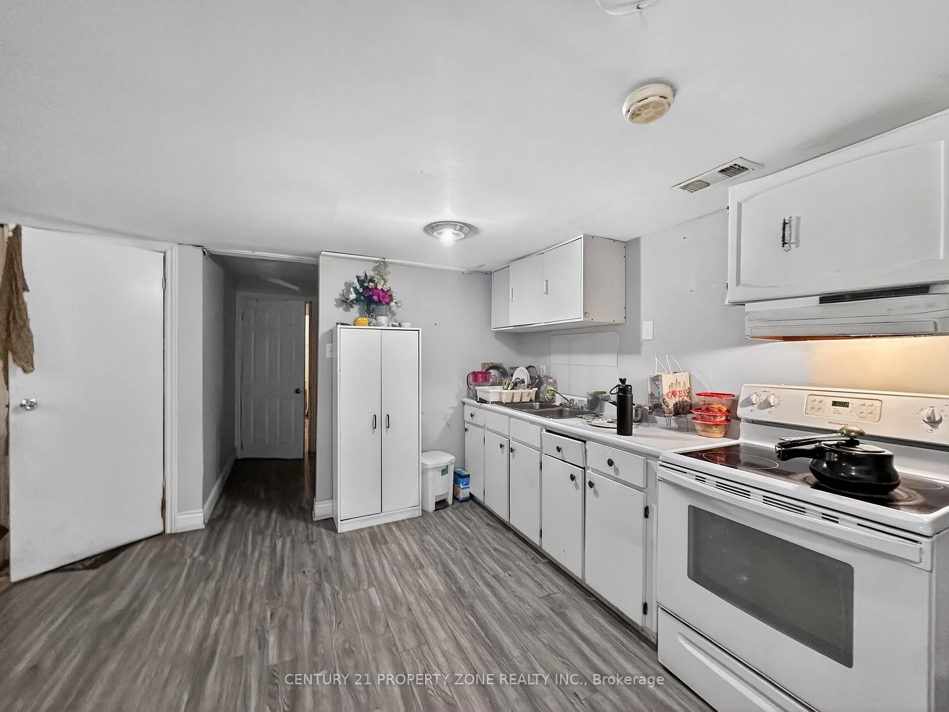 Photo 38 of 65 Shady Pine Circle, Brampton, Sandringham-Wellington — HOMEH
