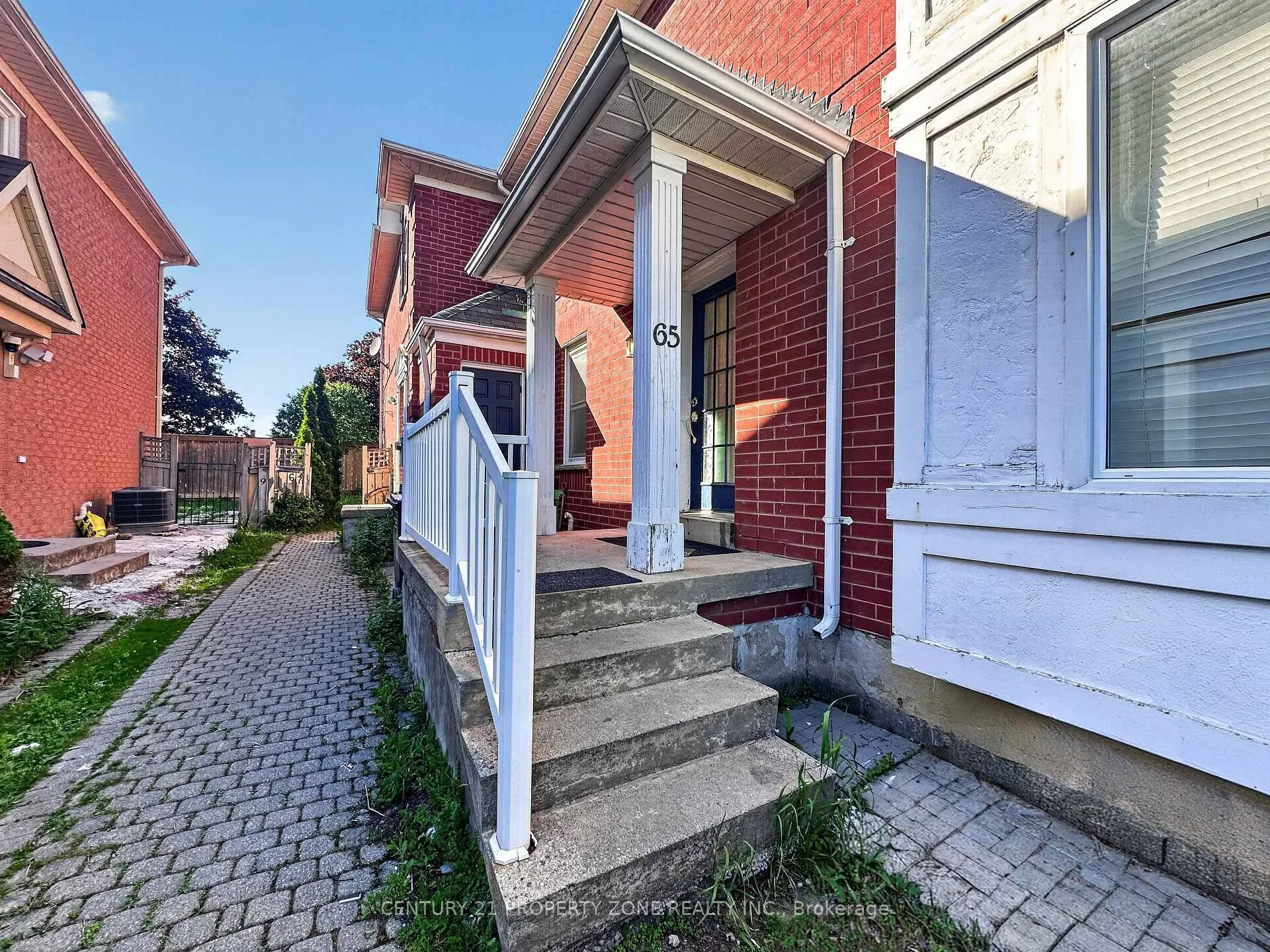 Photo 42 of 65 Shady Pine Circle, Brampton, Sandringham-Wellington — HOMEH