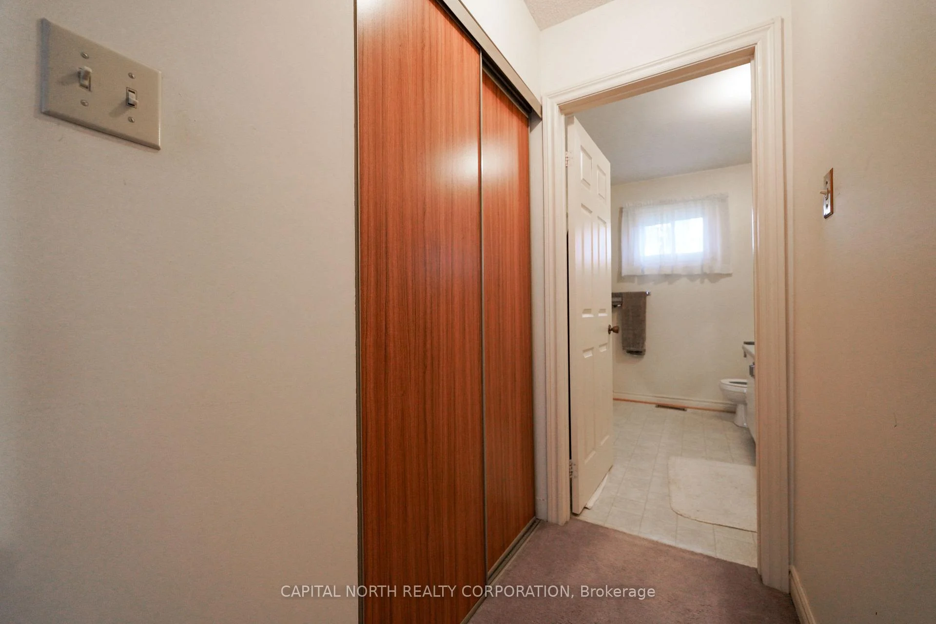 Photo 10 of 65 Savoy Crescent, Vaughan, Beverley Glen — HOMEH