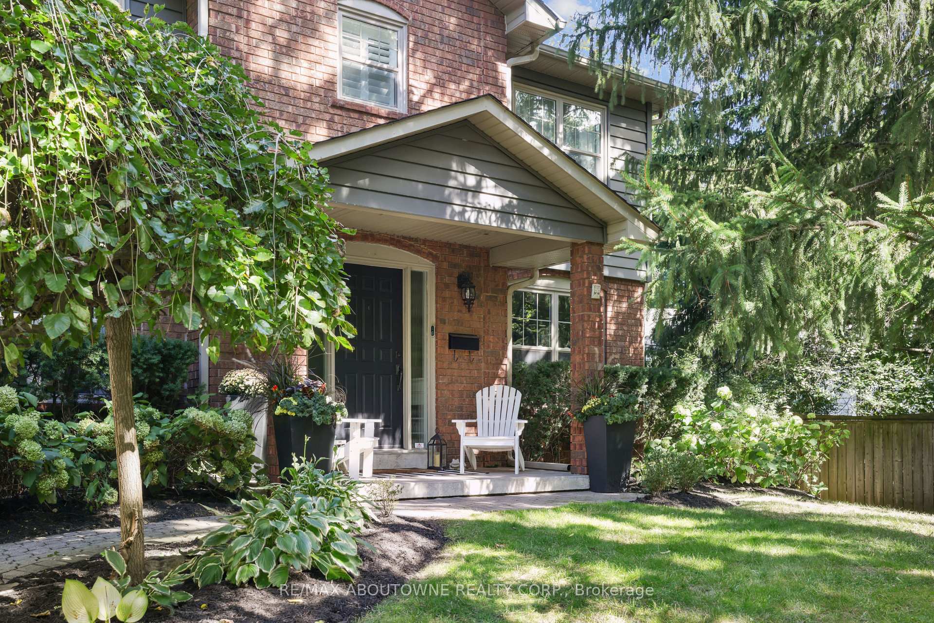 Photo 2 of 485 Coleen Drive, Oakville, Morrison — HOMEH