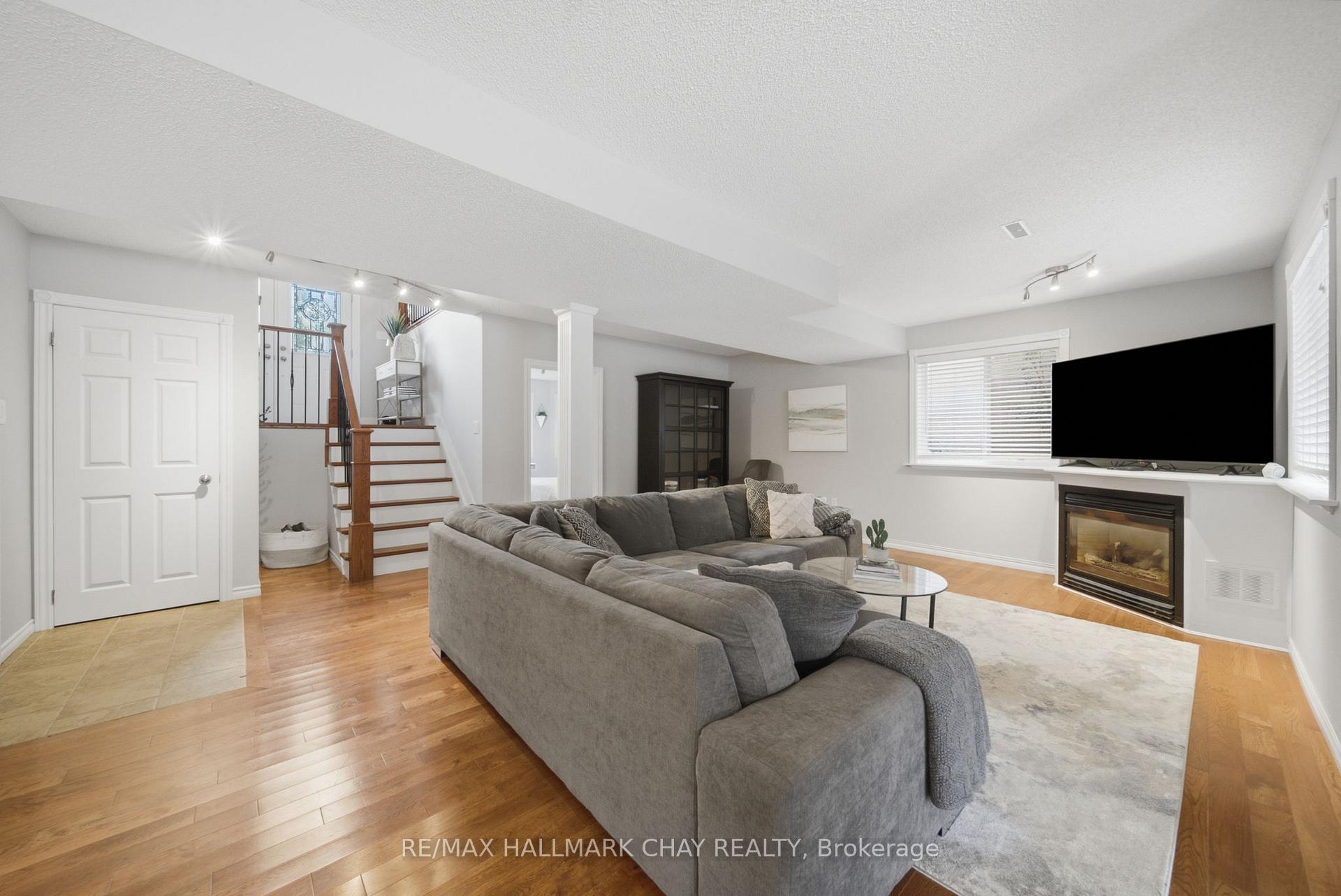 Photo 30 of 31 Falling Brook Drive, Barrie, Bayshore — HOMEH