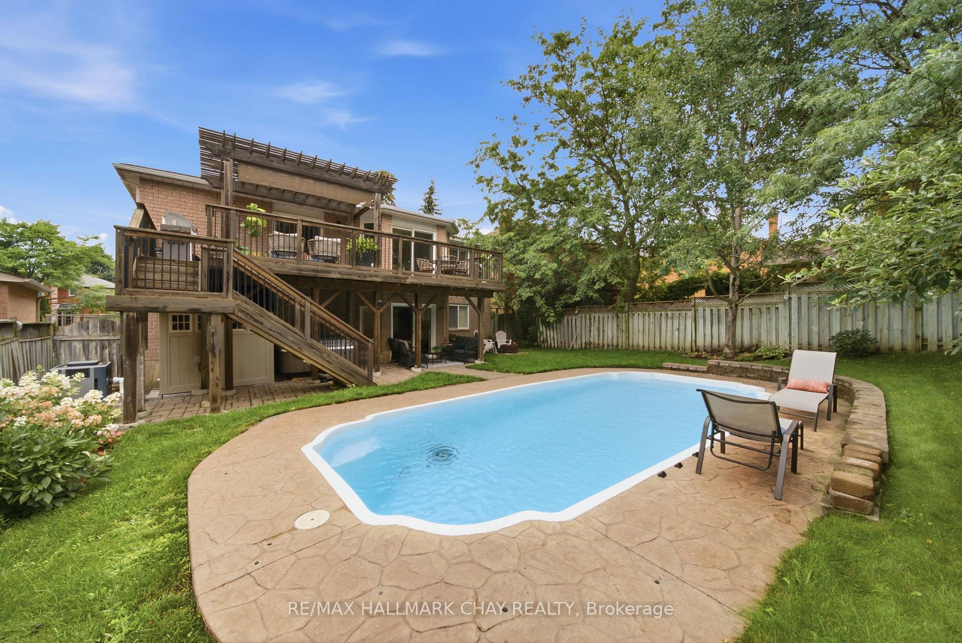 Photo 42 of 31 Falling Brook Drive, Barrie, Bayshore — HOMEH