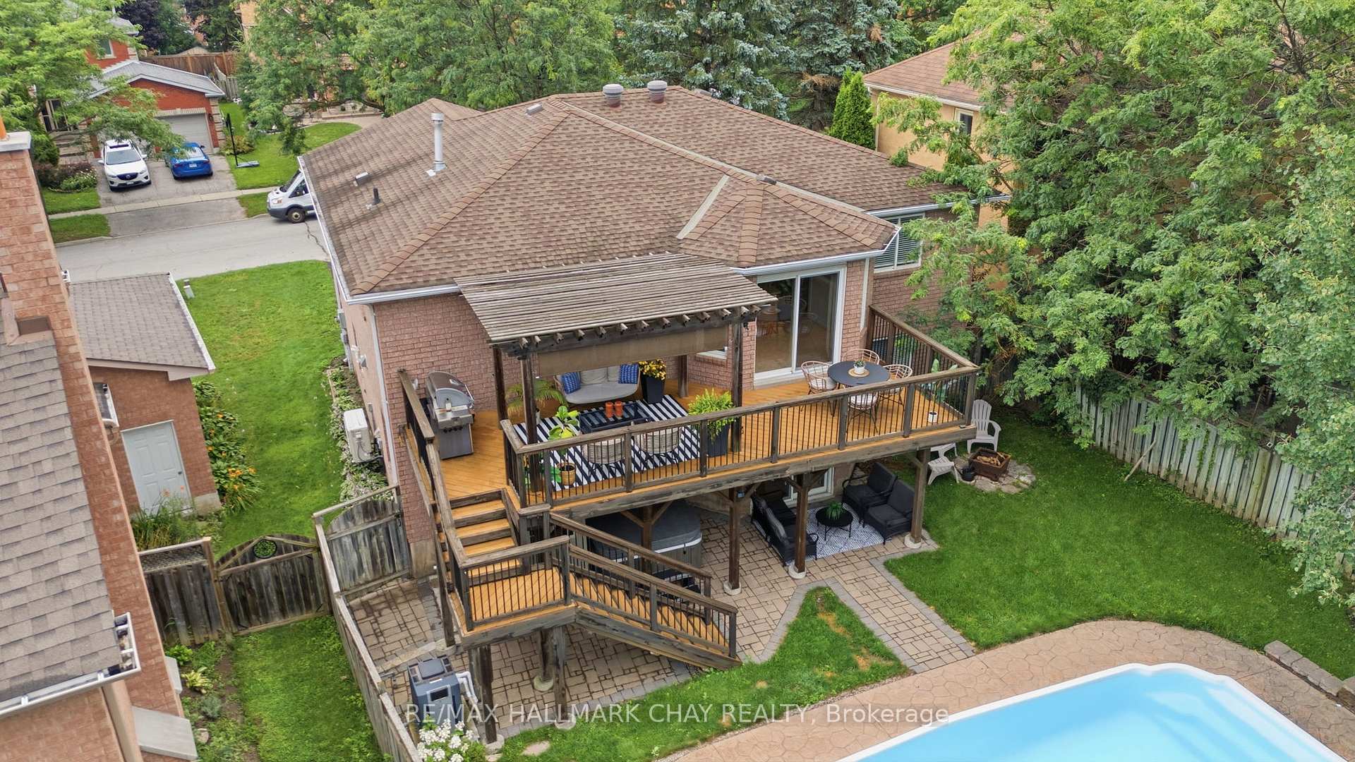 Photo 43 of 31 Falling Brook Drive, Barrie, Bayshore — HOMEH