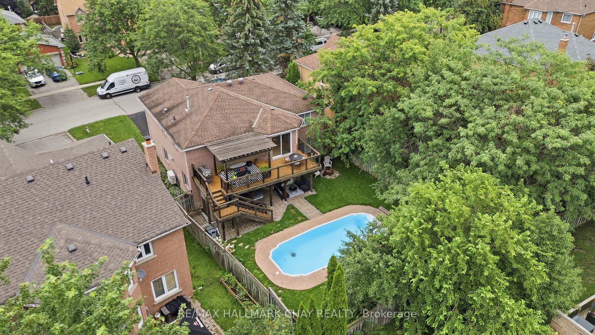 Photo 45 of 31 Falling Brook Drive, Barrie, Bayshore — HOMEH