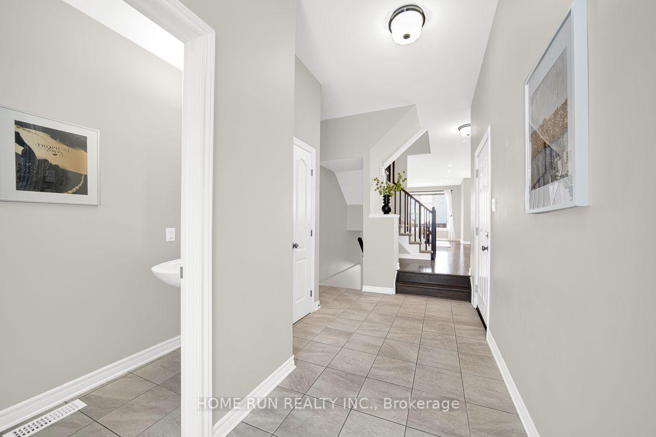 Photo 2 of 261 Brambling Way, Ottawa, Barrhaven - Half Moon Bay — HOMEH