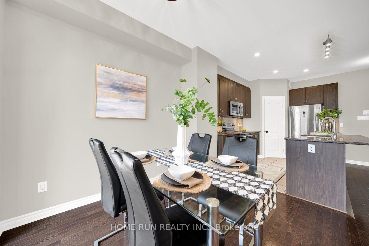 Photo 9 of 261 Brambling Way, Ottawa, Barrhaven - Half Moon Bay — HOMEH