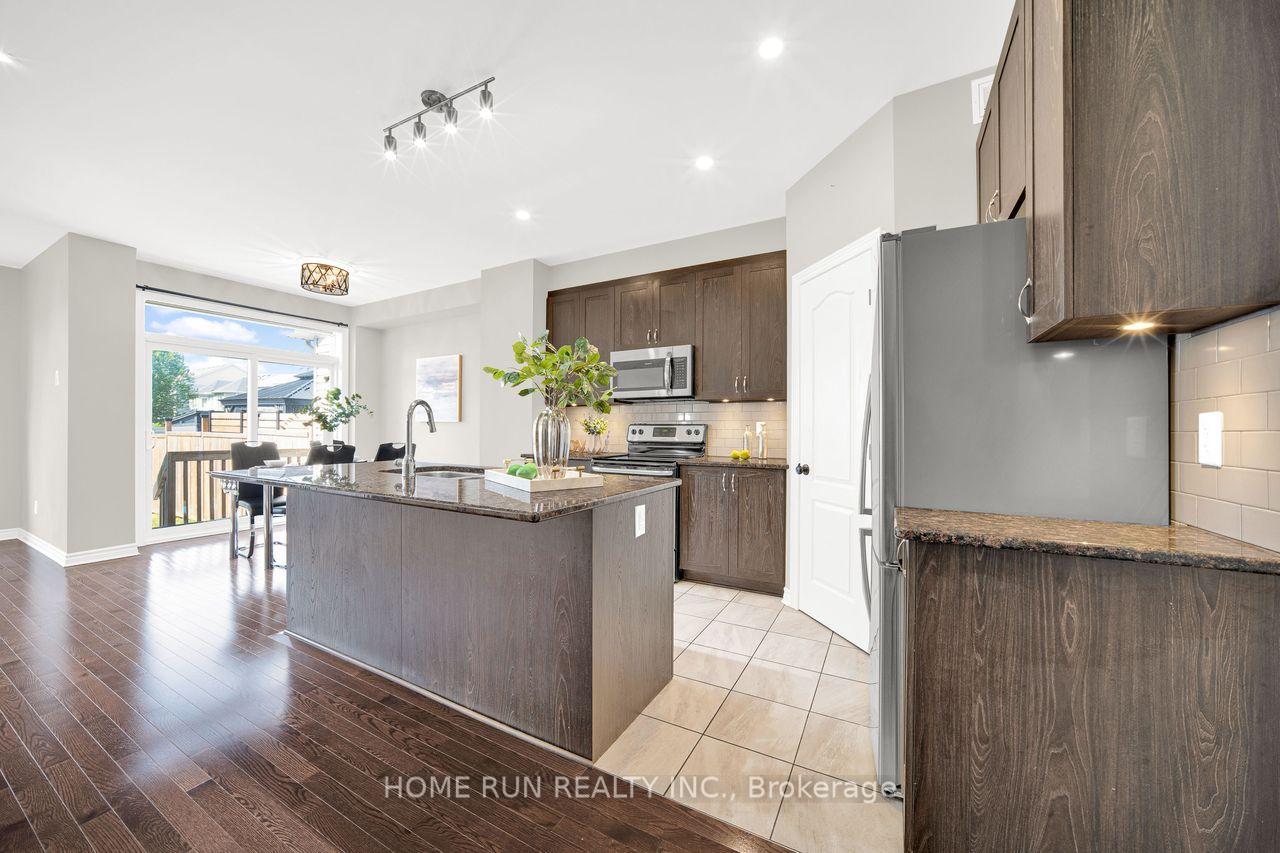 Photo 13 of 261 Brambling Way, Ottawa, Barrhaven - Half Moon Bay — HOMEH