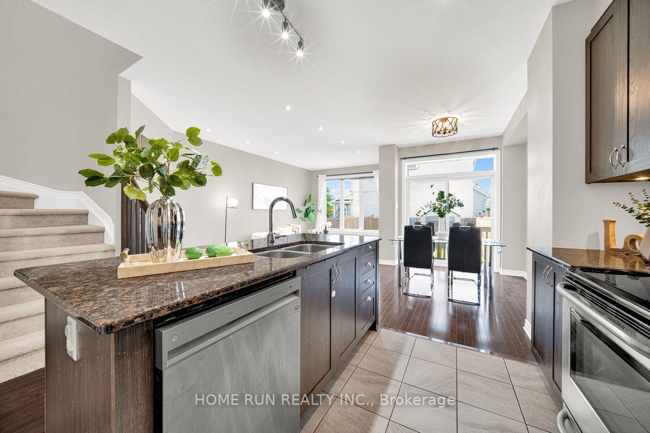 Photo 16 of 261 Brambling Way, Ottawa, Barrhaven - Half Moon Bay — HOMEH