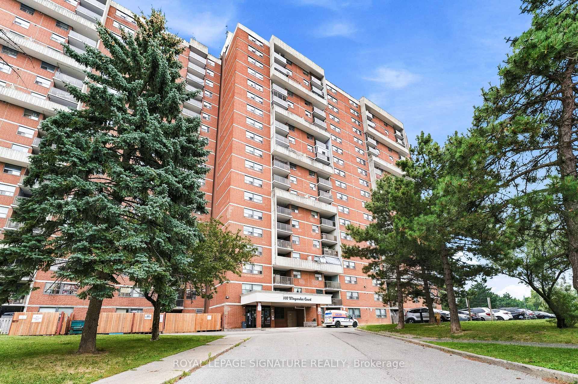 Front of Unit 1807, 100 Wingarden Court