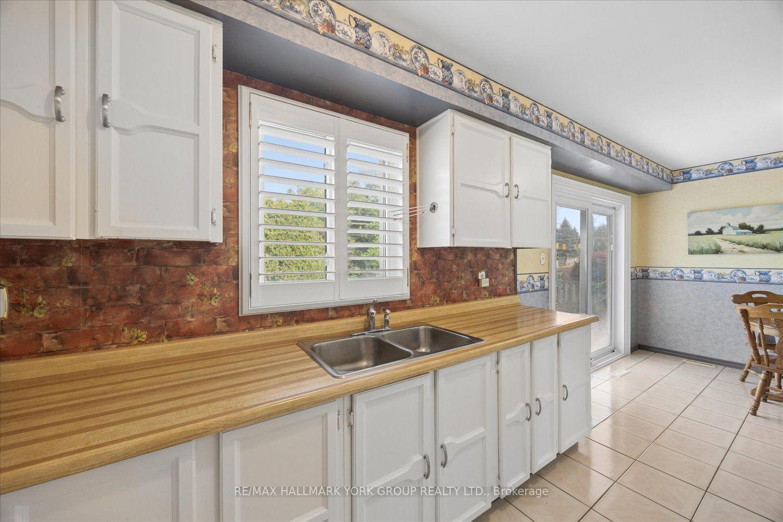 Photo 15 of 306 Erin Trail, Newmarket, Bristol-London — HOMEH
