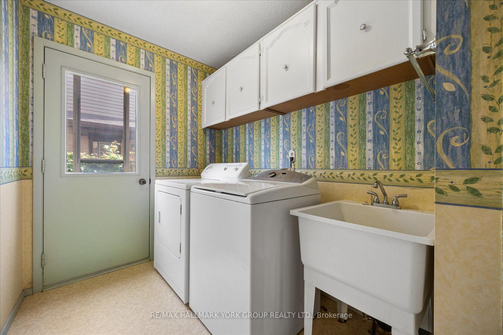 Photo 21 of 306 Erin Trail, Newmarket, Bristol-London — HOMEH