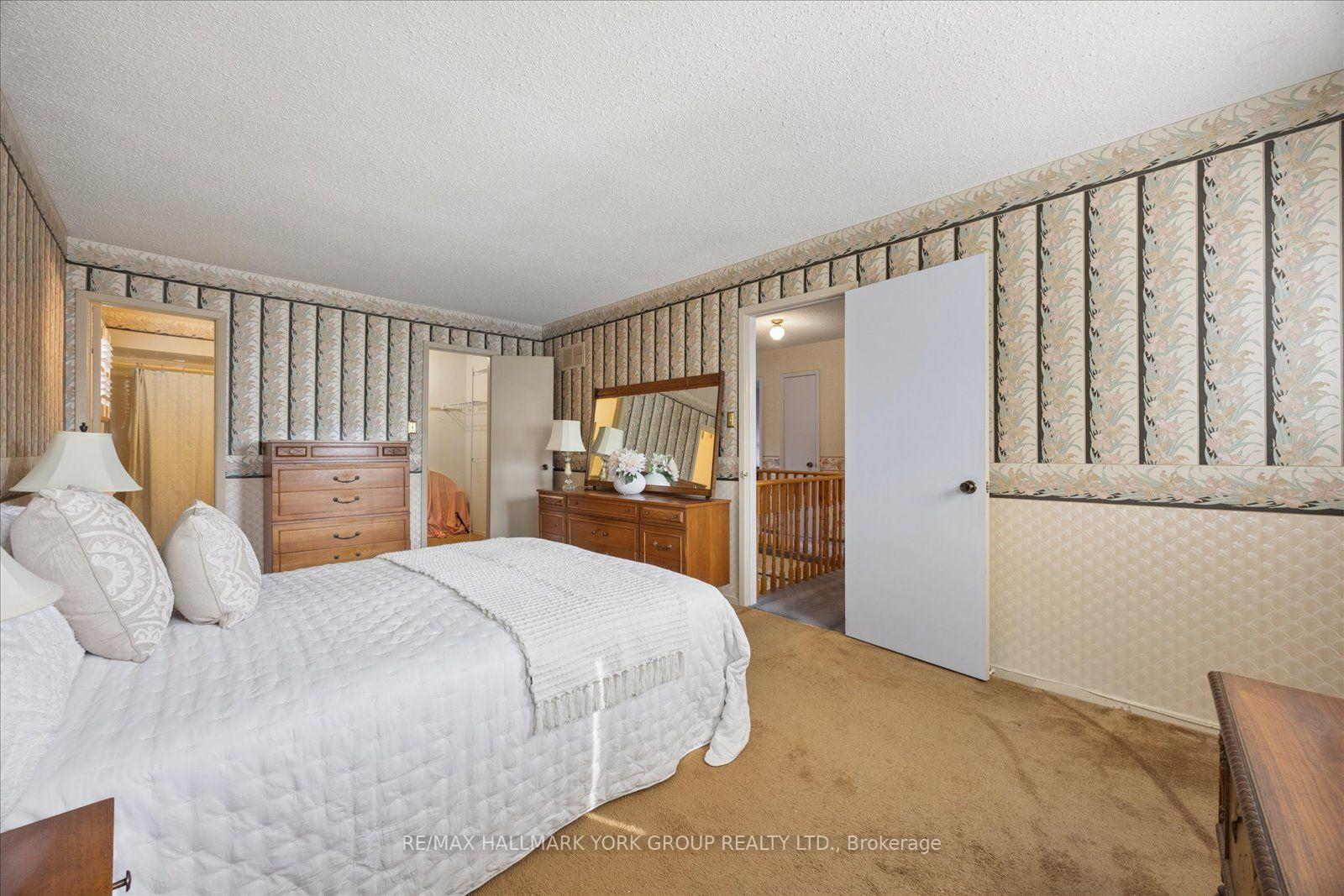 Photo 24 of 306 Erin Trail, Newmarket, Bristol-London — HOMEH