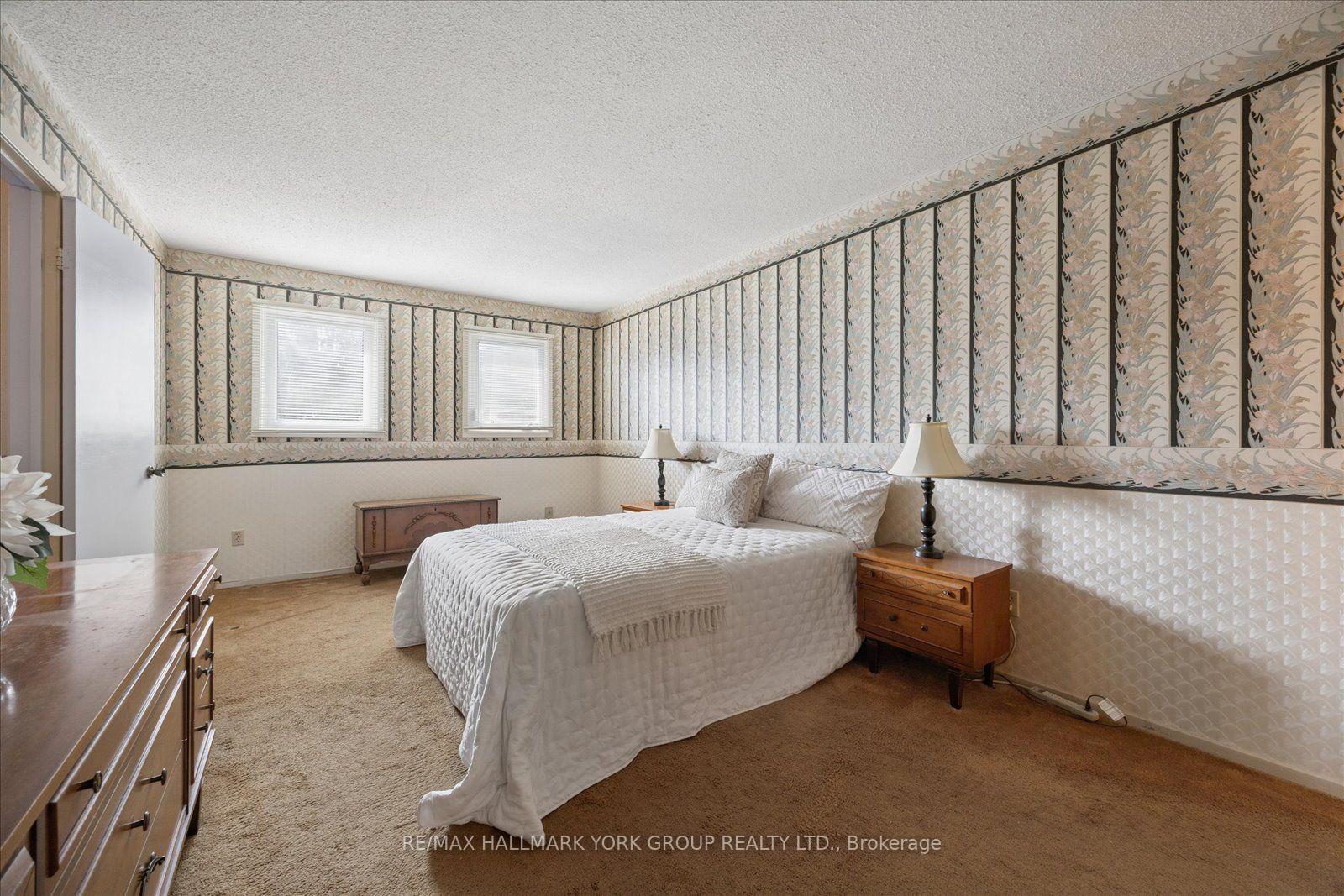 Photo 25 of 306 Erin Trail, Newmarket, Bristol-London — HOMEH