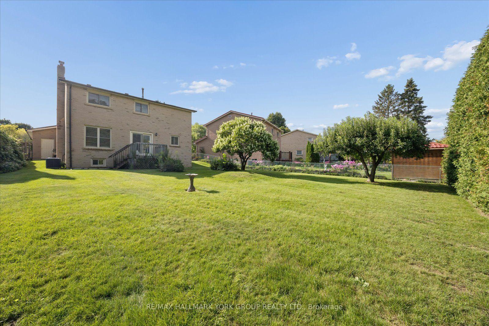 Photo 42 of 306 Erin Trail, Newmarket, Bristol-London — HOMEH