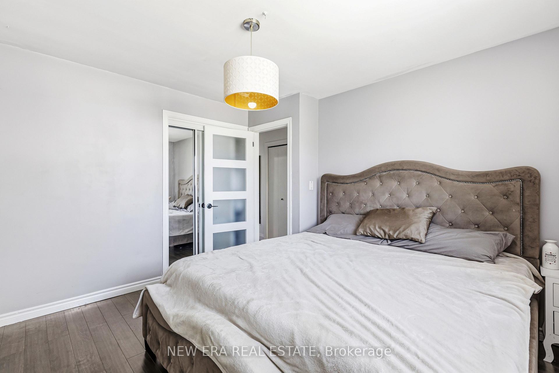 Photo 17 of 5 Shetland Crescent, St. Catharines, E. Chester — HOMEH