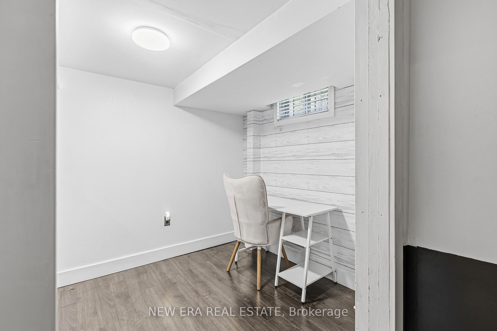 Photo 30 of 5 Shetland Crescent, St. Catharines, E. Chester — HOMEH