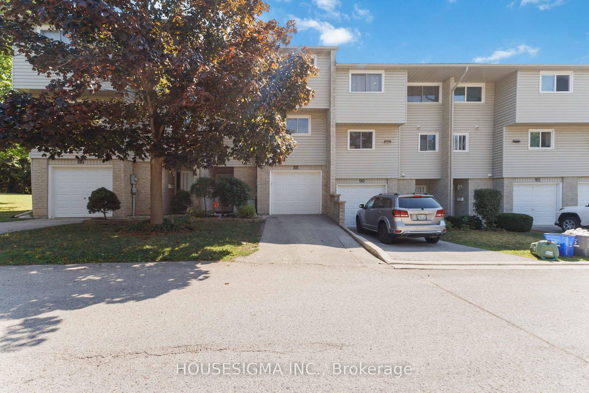 Photo 3 of Unit 88, 159 Sandringham Crescent, London, South R — HOMEH