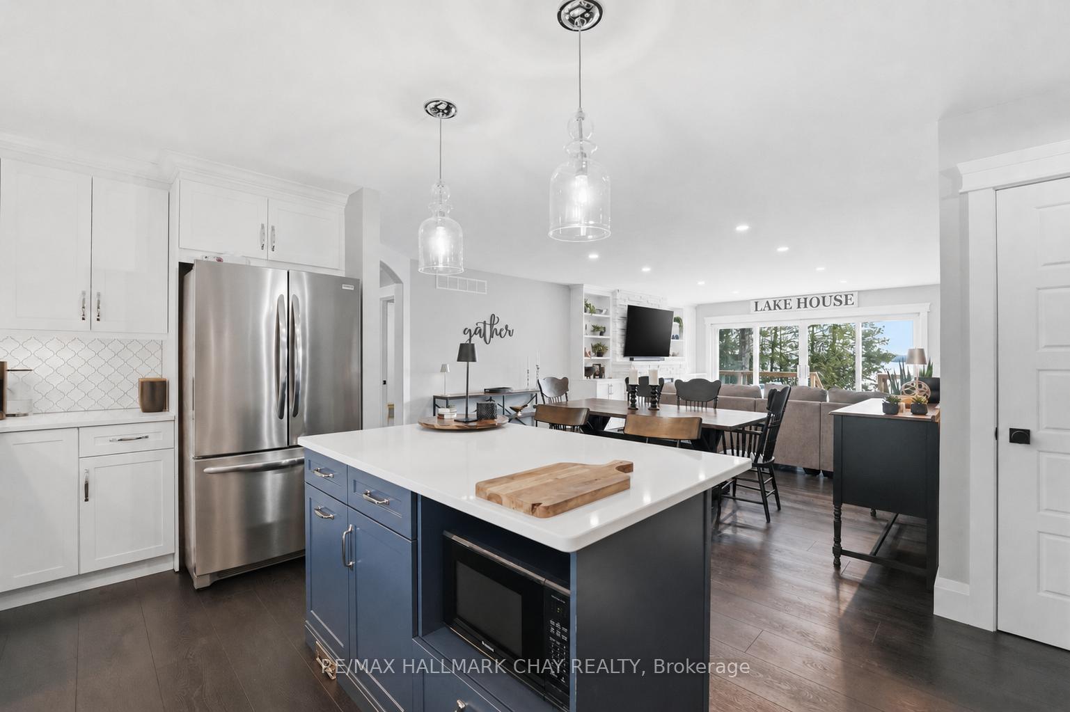 Photo 17 of 18 Baker Boulevard, Kawartha Lakes, Laxton/Digby/Longford — HOMEH